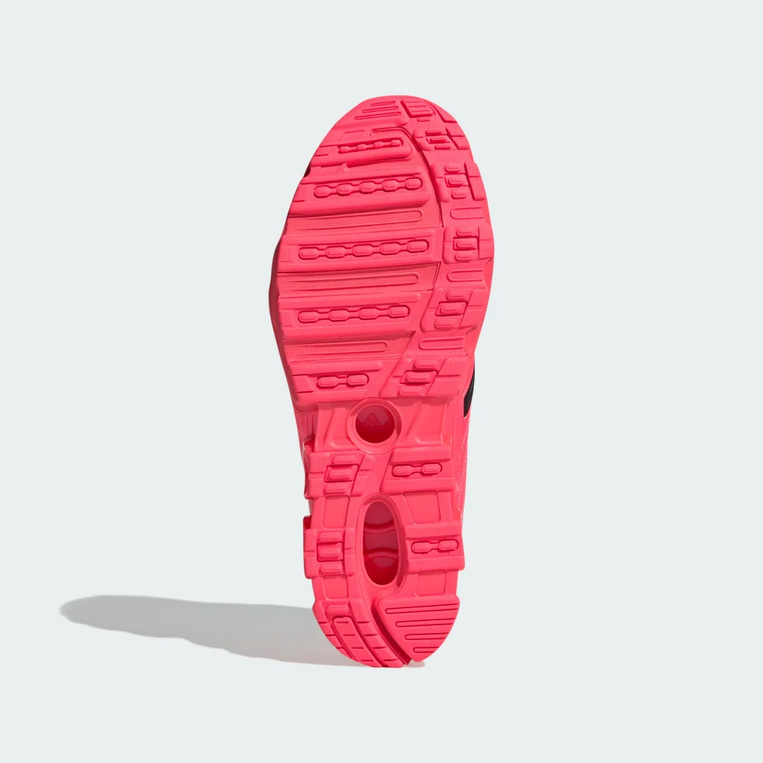 Thumbnail 2 de Adidas Predator Megaride Mercedes: Zapatilla Rosa para estilo y rendimiento