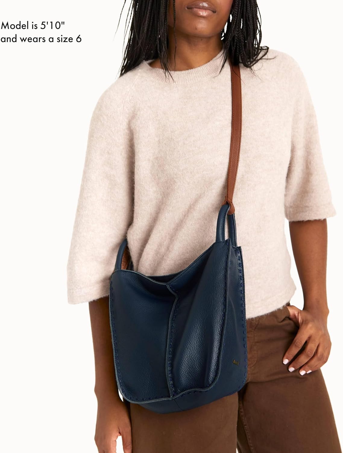 Detalle de The Sak Los Feliz Crossbody Purse with Adjustable Shoulder Strap