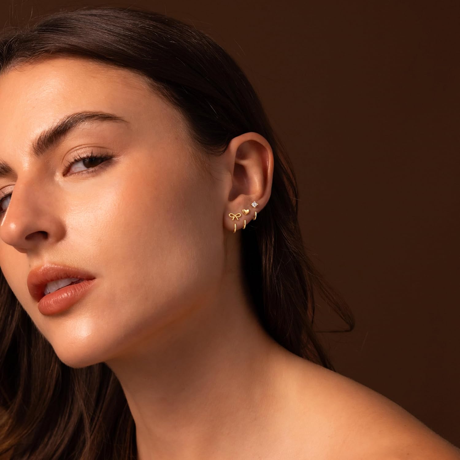 Detalle de Robaice Backless Hoop Earrings, 14K Gold Plated