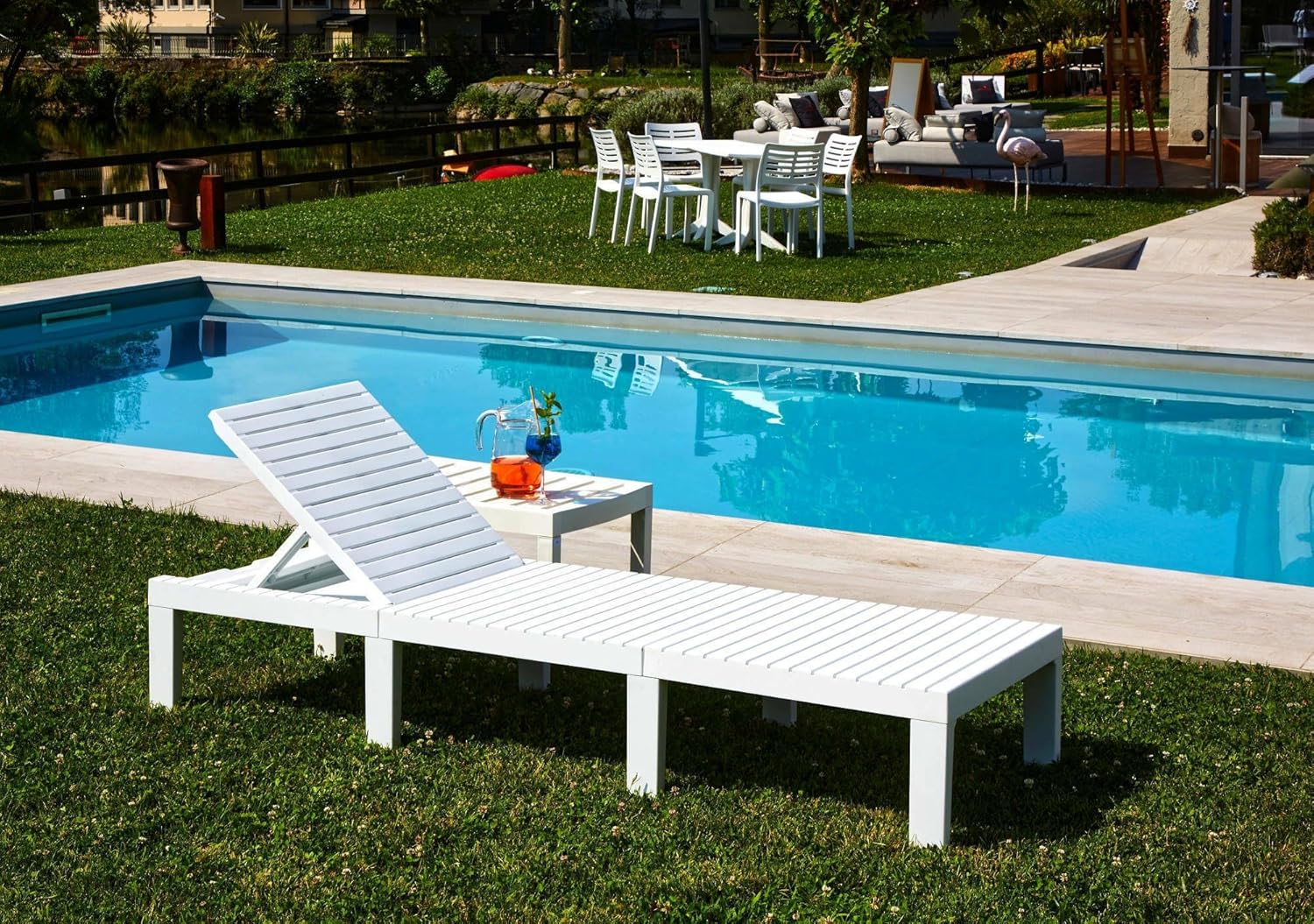 Detalle de Dmora Caserta bain de soleil réglable en polipropylène blanc 195x65x78 cm