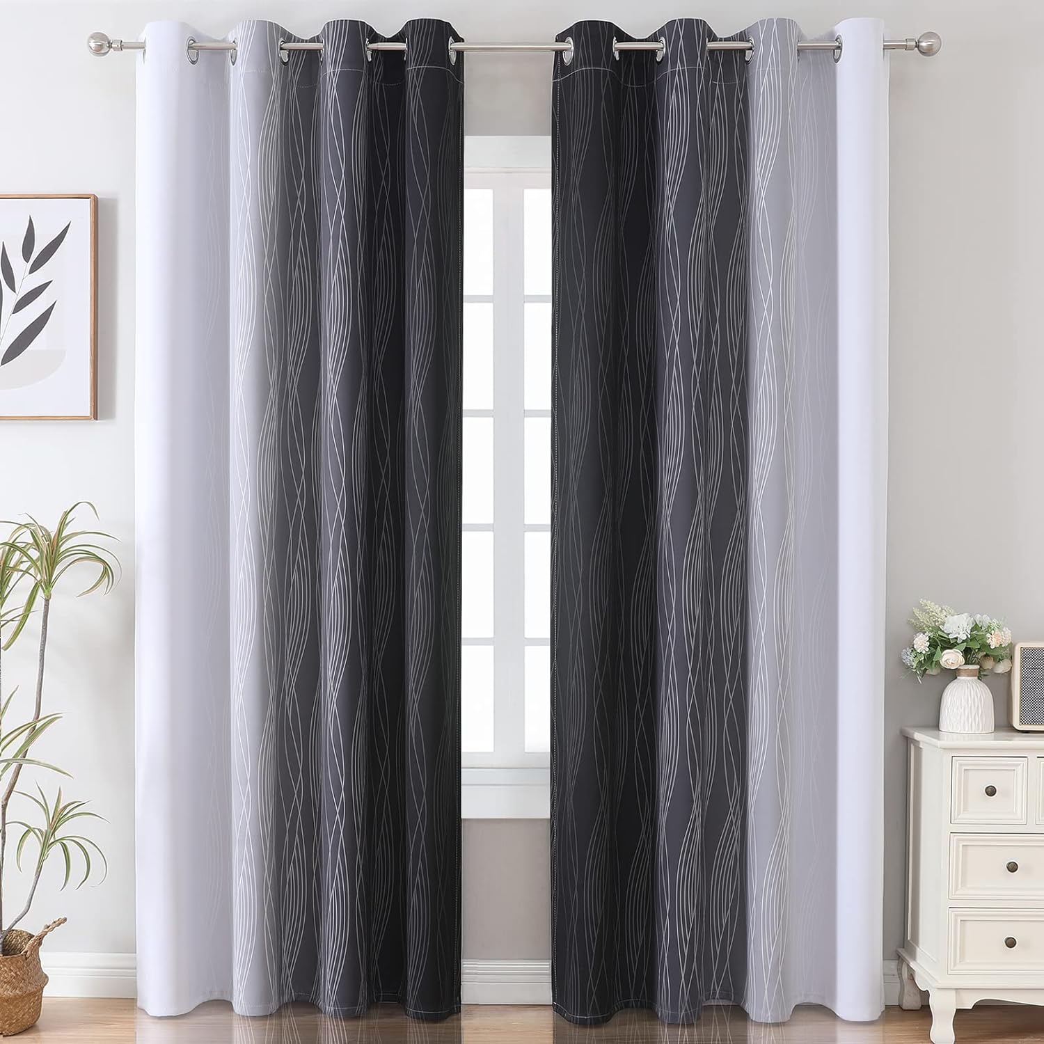 Thumbnail 1 de VEHEDE Gradient Blackout Curtains: 2 Panels, 90 Inch Drop, Ombre Design