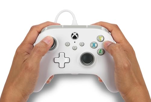 Detalle de Power A Mando con cable Xbox Series X|S – Blanco
