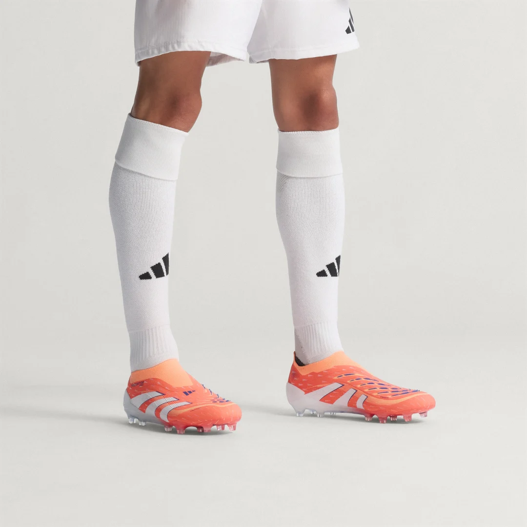 Detalle 2 de Adidas Predator Elite — bota sin cordones para césped natural seco (naranja)