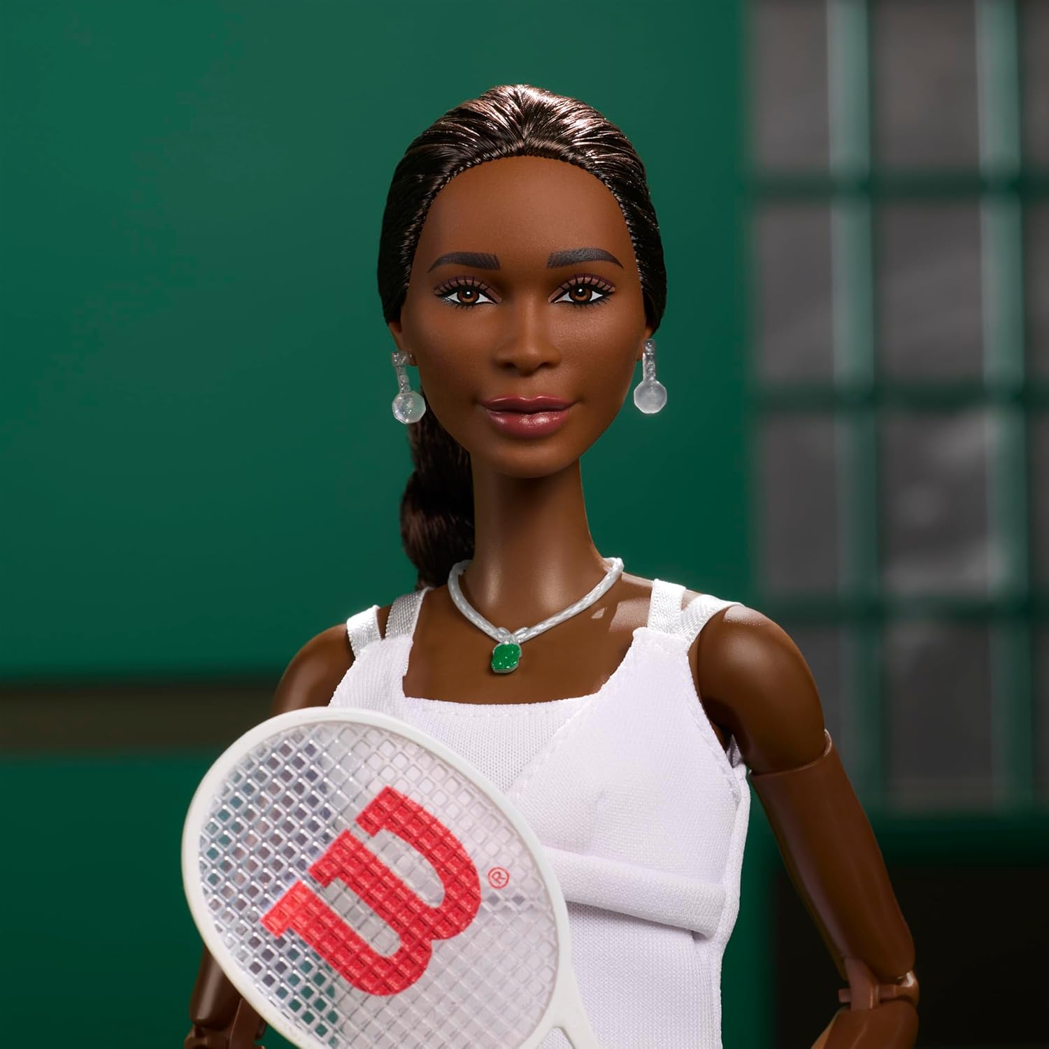 Thumbnail 2 de Venus Williams Barbie Inspiring Women Series Doll with Signature Tennis Outfit