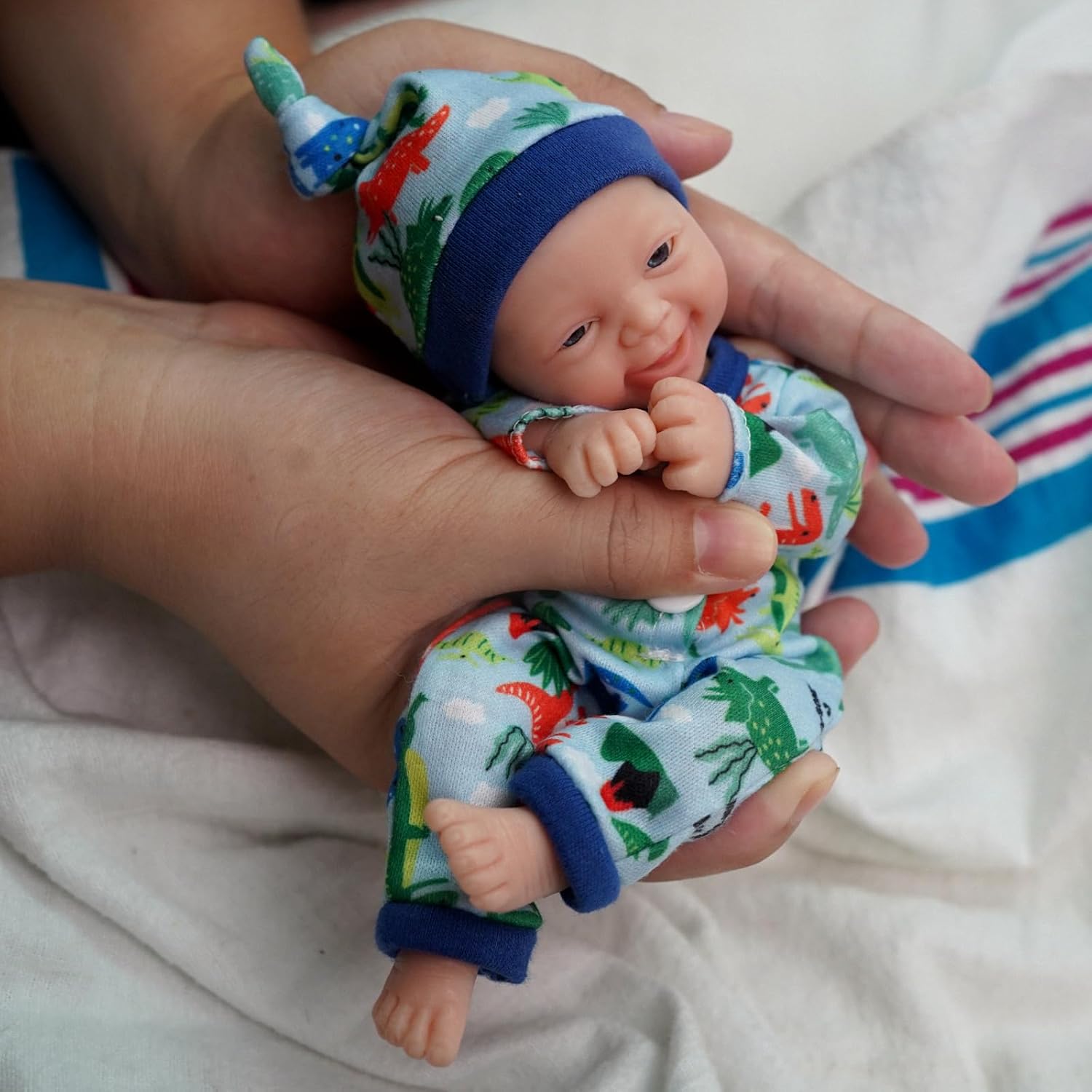 Thumbnail 4 de Newtotlove 7" Reborn Baby Dolls Boy: Full Silicone Mini Realistic Reborn