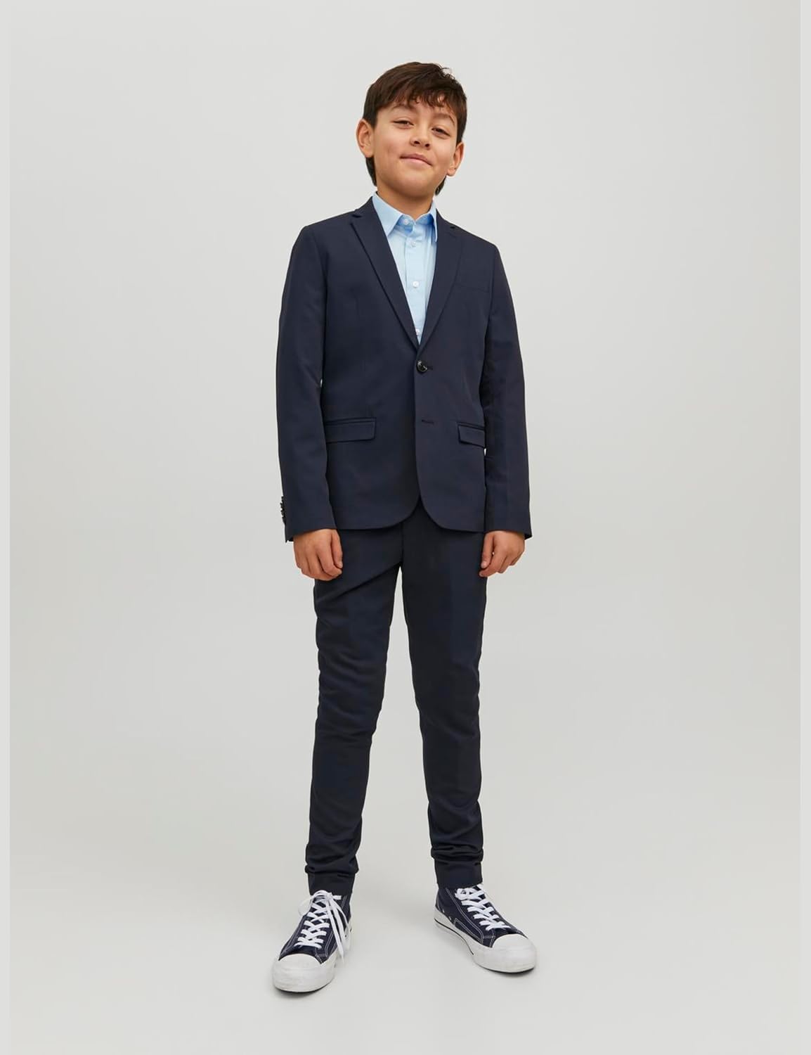 Detalle de JACK & JONES Junior Anzug JPRSOLAR: einreihiger Blazer und Hose (Set) für Jungen