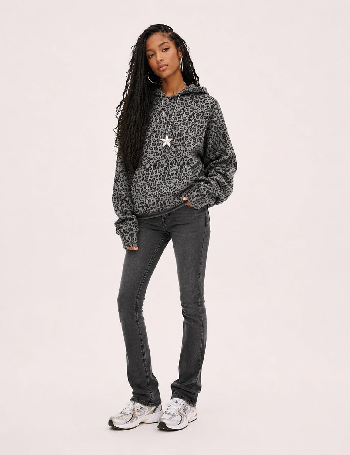 Detalle 2 de Lauweion Fleece Leopard Oversized Hoodie