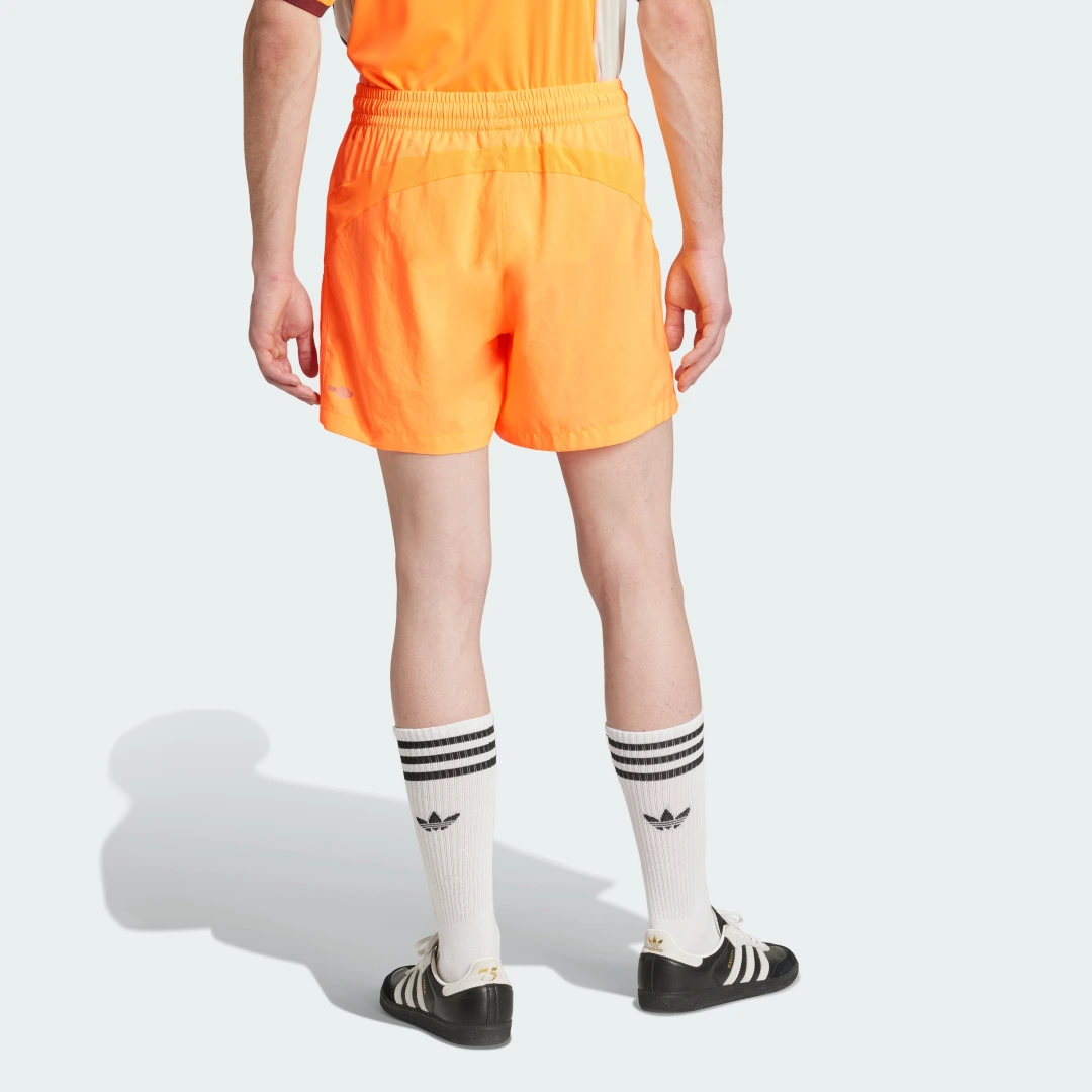 Detalle 2 de Pantalón corto Climacool Training de Adidas – color naranja