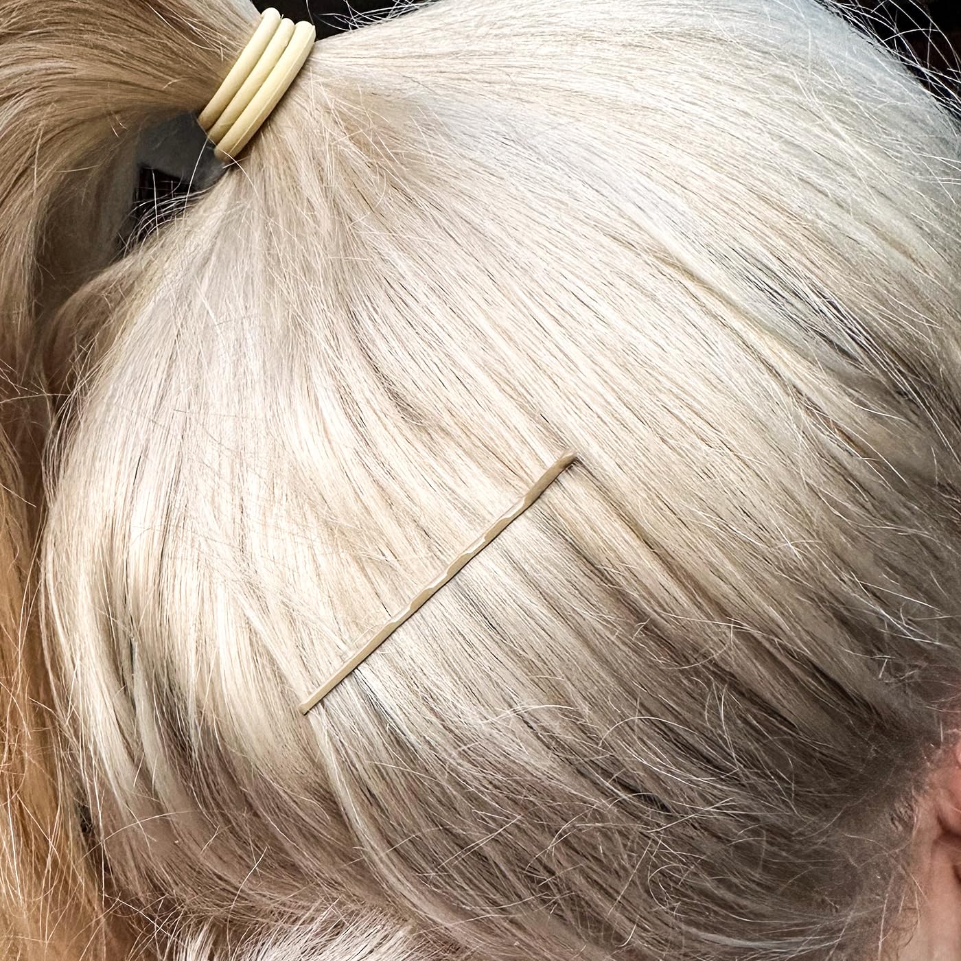 Detalle de HAARallerliebst 100 Haarnadeln – 5 cm Bobby Pins Beige für Blonde Haare | Pinke Box