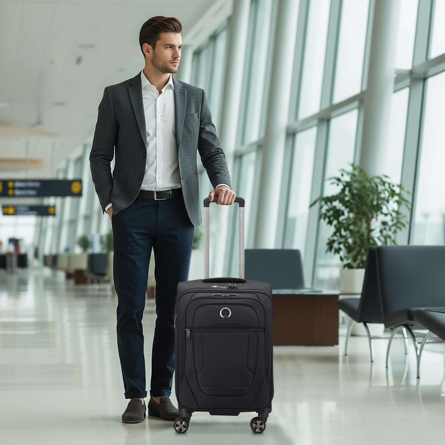 Detalle 2 de DELSey PARIS Helium DLX: Valigia Cabina Morbida Estensibile 55x35x28 cm, 42 L