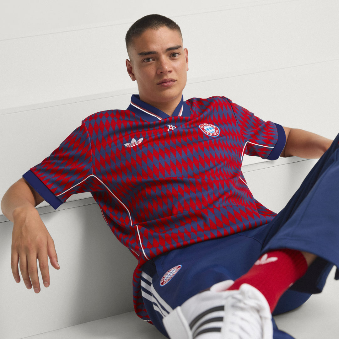 Detalle de Camiseta FC Bayern LFSTLR de Adidas — Rojo