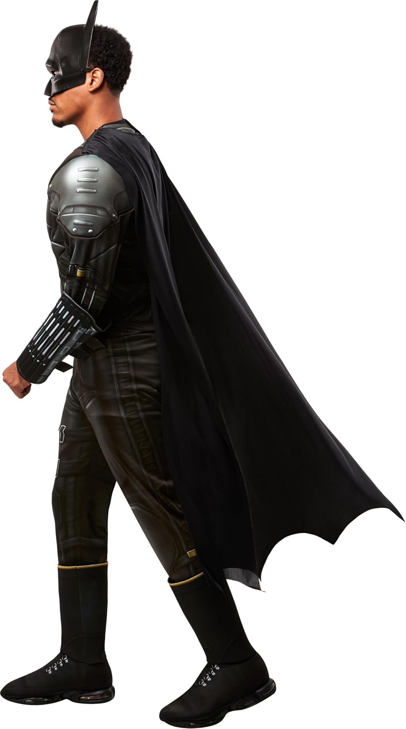Detalle 1 de Rubies The Batman Adult Costume, XL Padded Jumpsuit with Detachable Cape