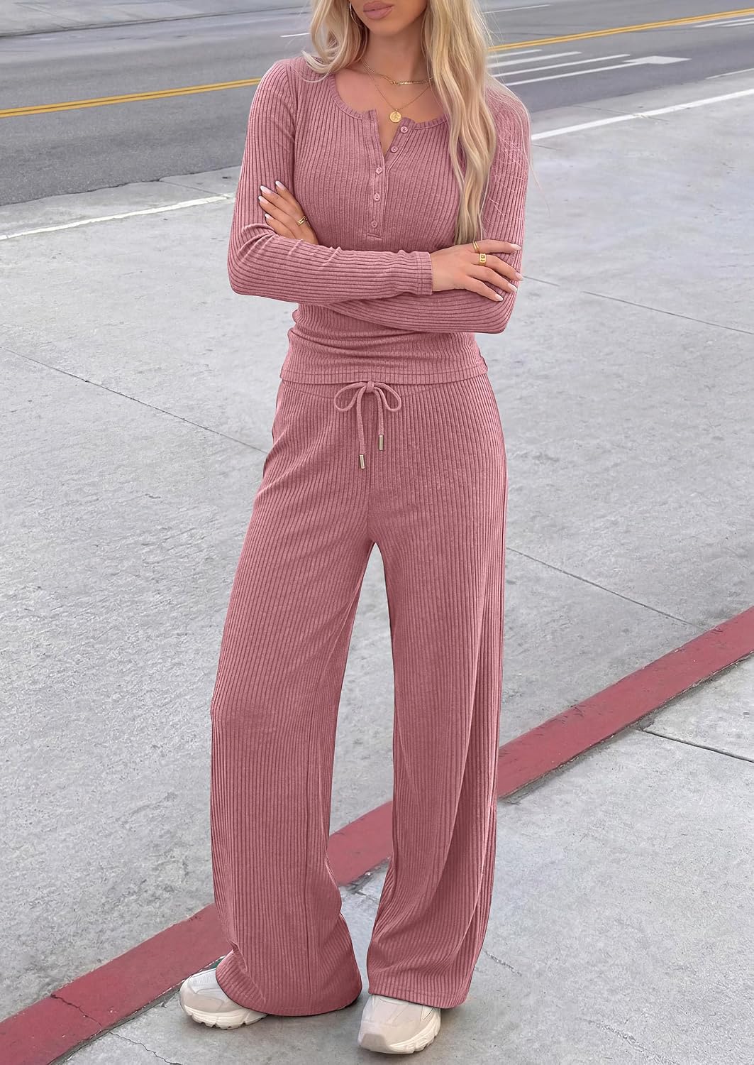 Thumbnail 6 de PRETTYGARDEN PR1669 Women’s Rib-Knit Lounge Set with Henley Top and Wide-Leg Pants