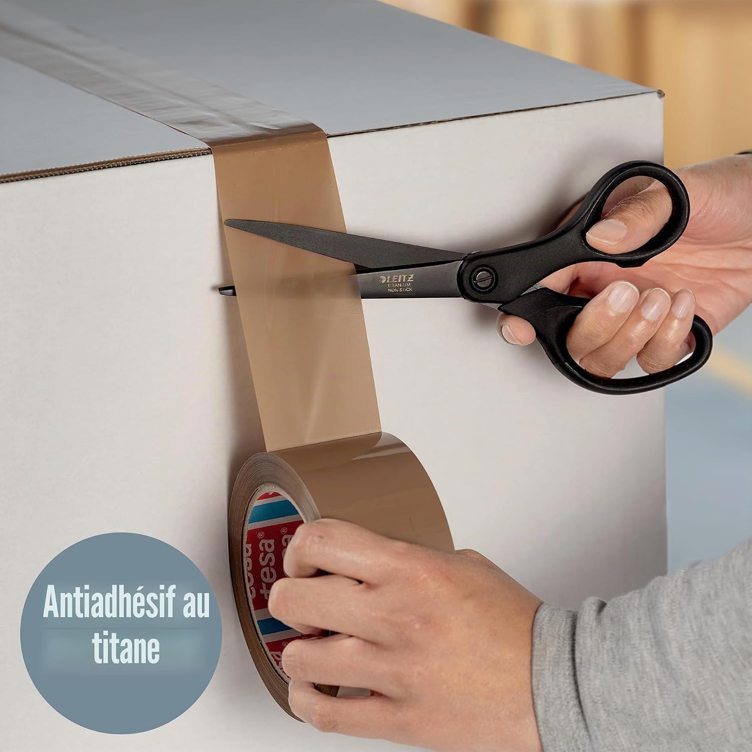 Thumbnail 1 de Leitz Ciseaux Titane Ambidextre - 205 mm, anti-adhésif, grip ergonomique