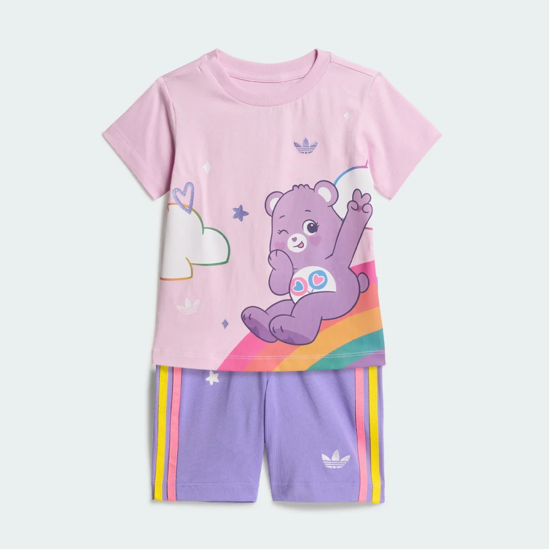 Detalle de CONJUNTO Adidas CARE BEARS: camiseta y pantalón corto en rosa, para looks casuales que priorizan comodidad