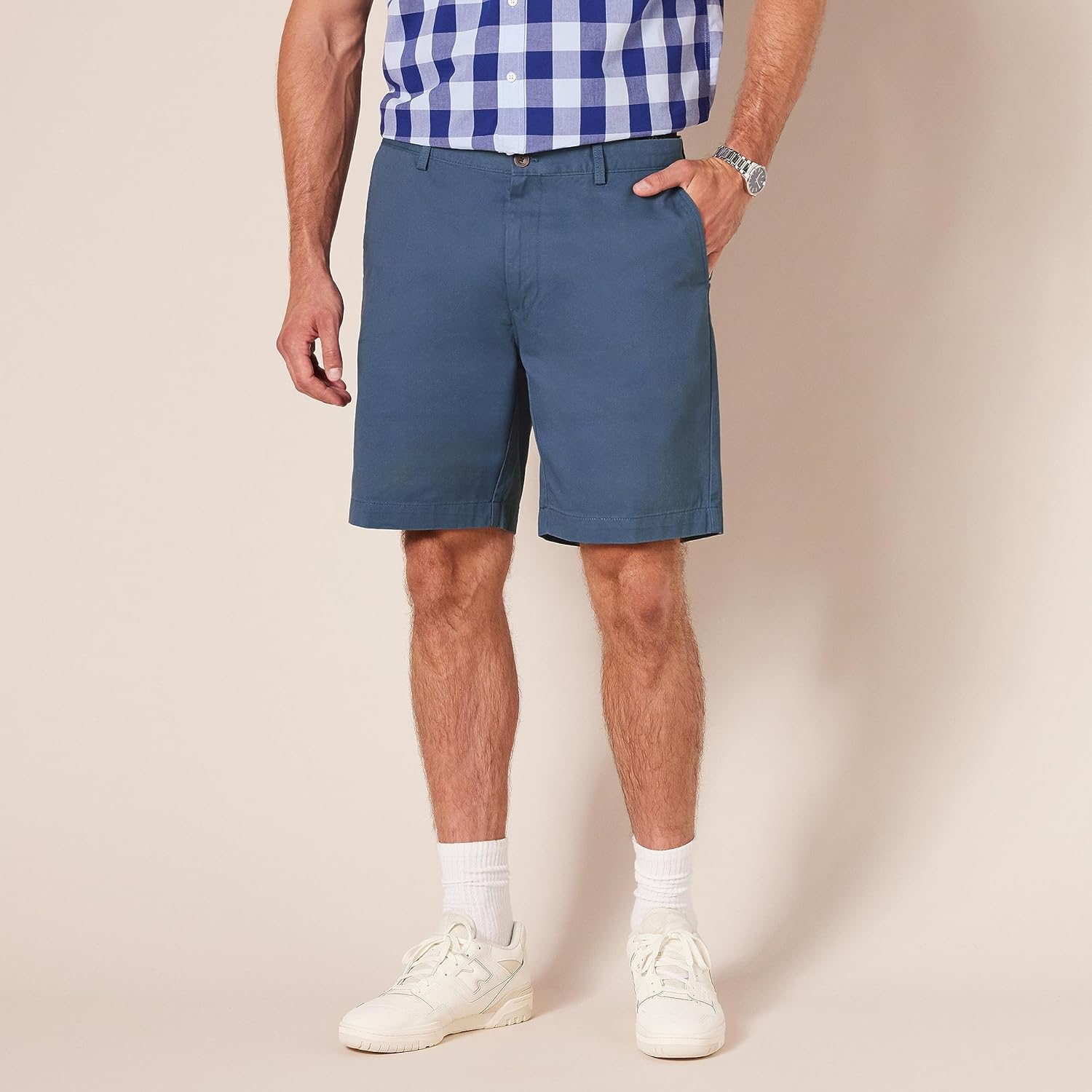 Thumbnail 4 de Amazon Essentials Men’s Slim-Fit 9" (23cm) Chino Shorts