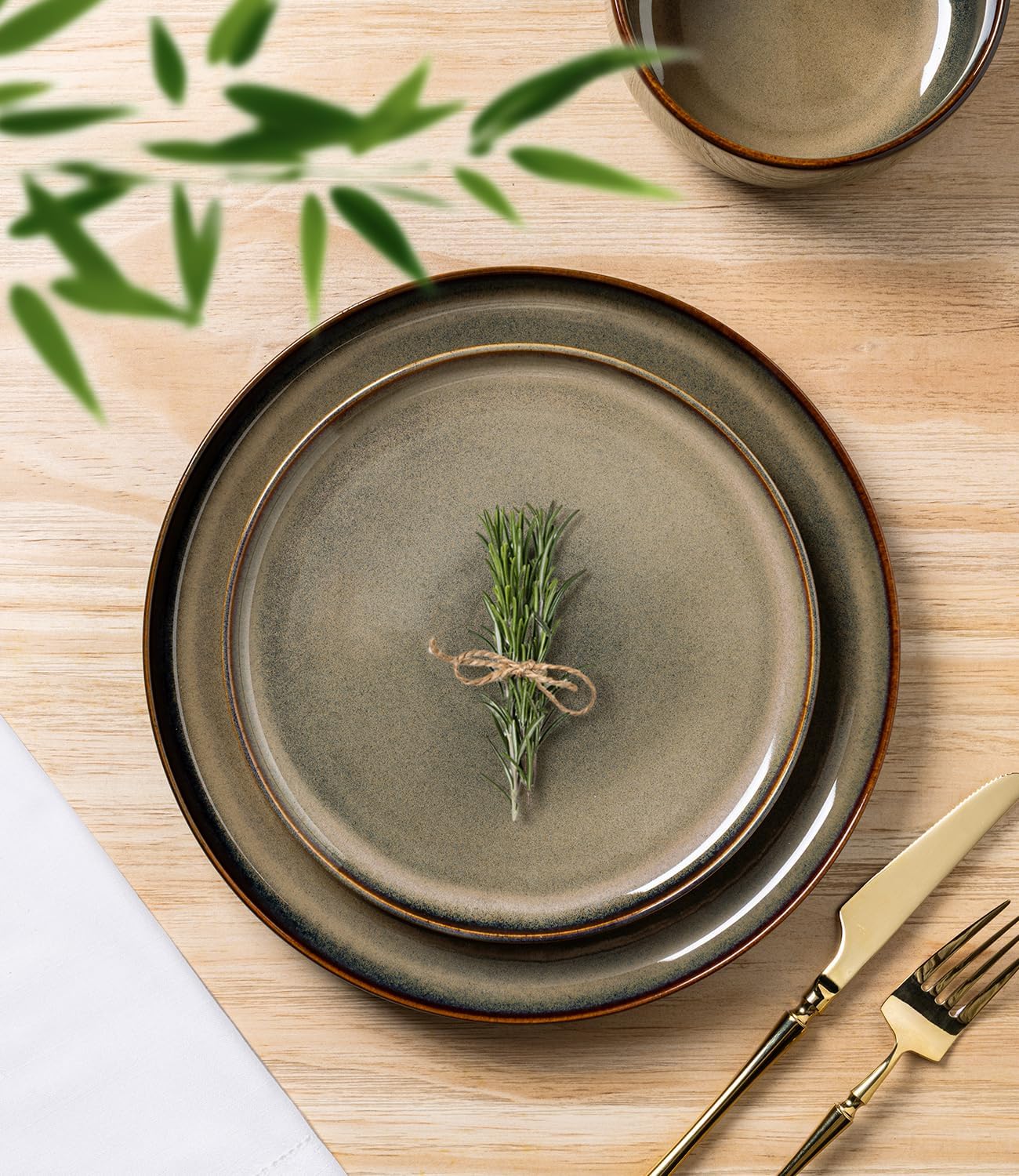 Thumbnail 1 de TheTerra Ceramic Dinnerware Sets for 6 (18-Piece) Handmade Reactive Glaze Plates & Bowls — Coca Mocha