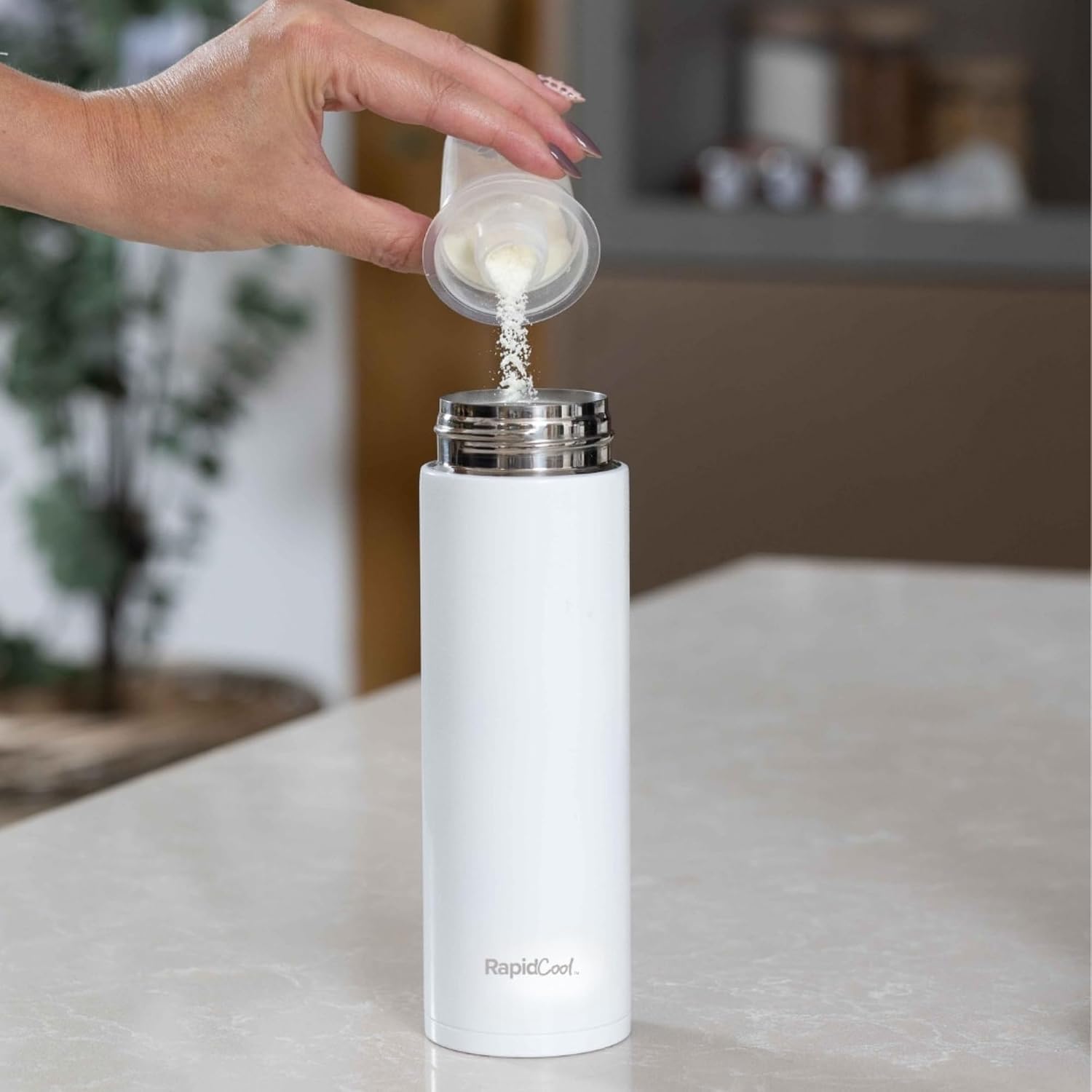 Detalle de Nuby RapidCool Portable Baby Bottle Maker Twin Pack – Formula in 2 Minutes