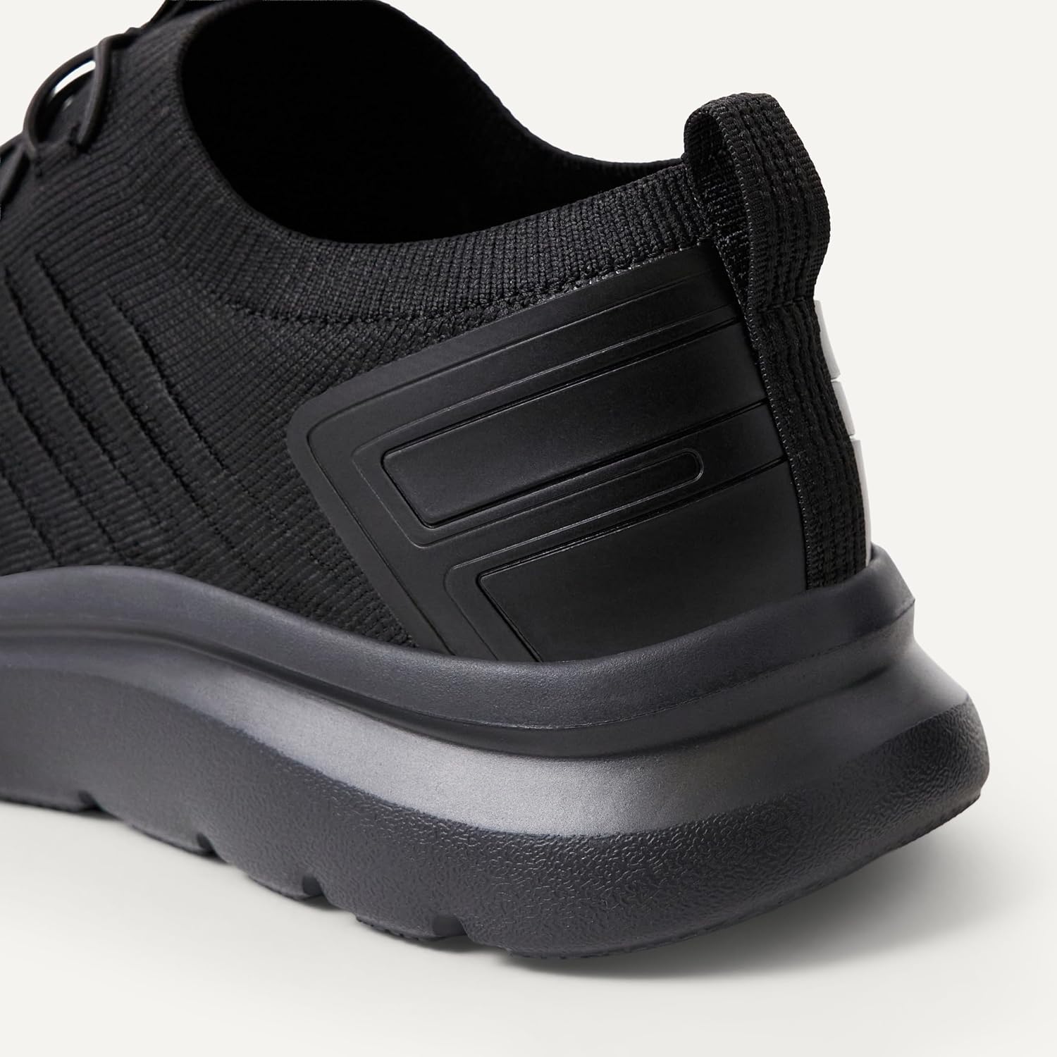 Detalle de Amazon Essentials Herren Leichte Strick-Laufschuhe – bequeme Alltags-Sport-Schuhe mit Memory-Schaum