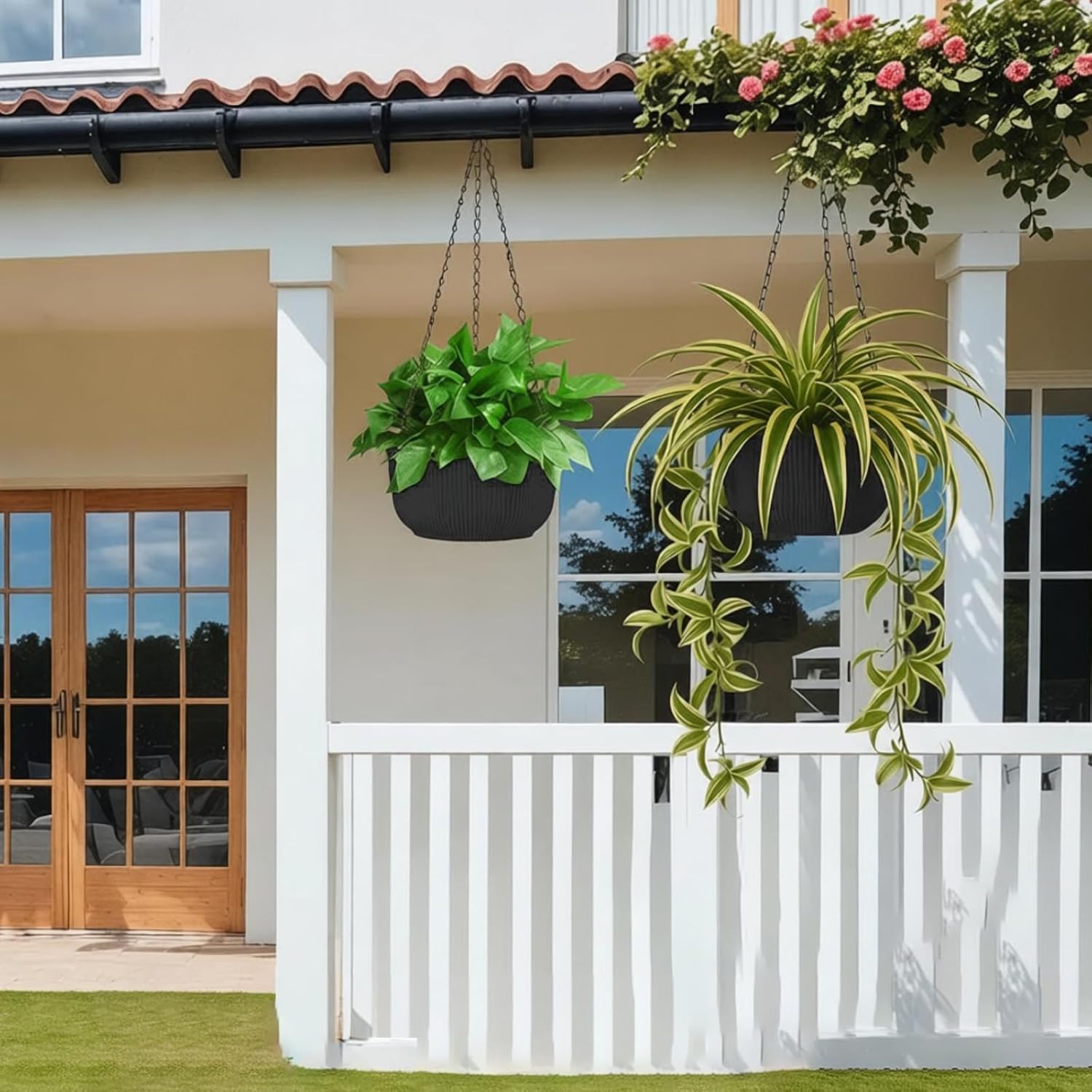 Detalle 2 de Kvetto Hanging Planters, 12-Inch