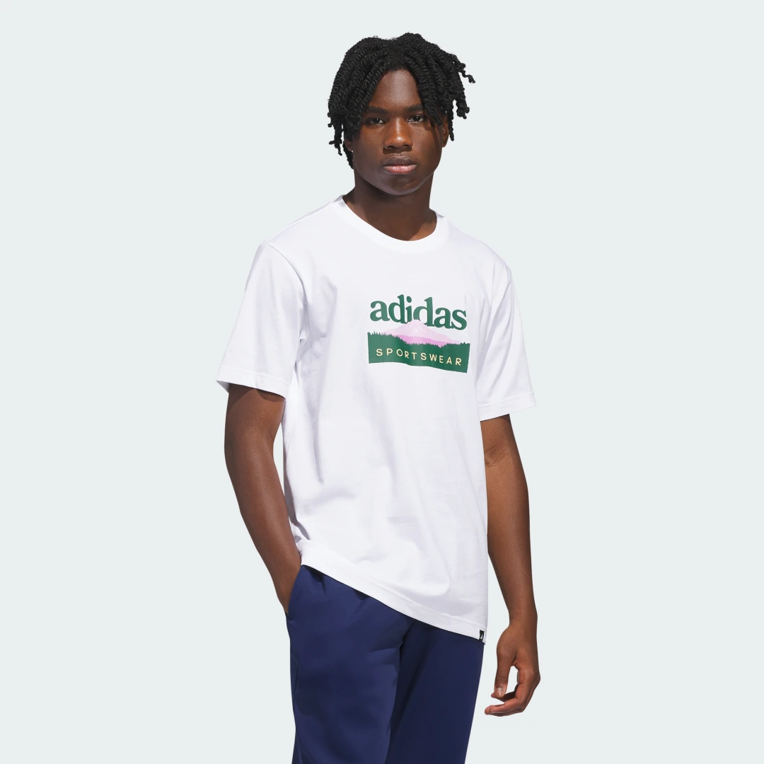Imagen de Adidas Sportsman Mountain Graphic T-Shirt – Camiseta blanca con motivo montaña en OfertitasTOP