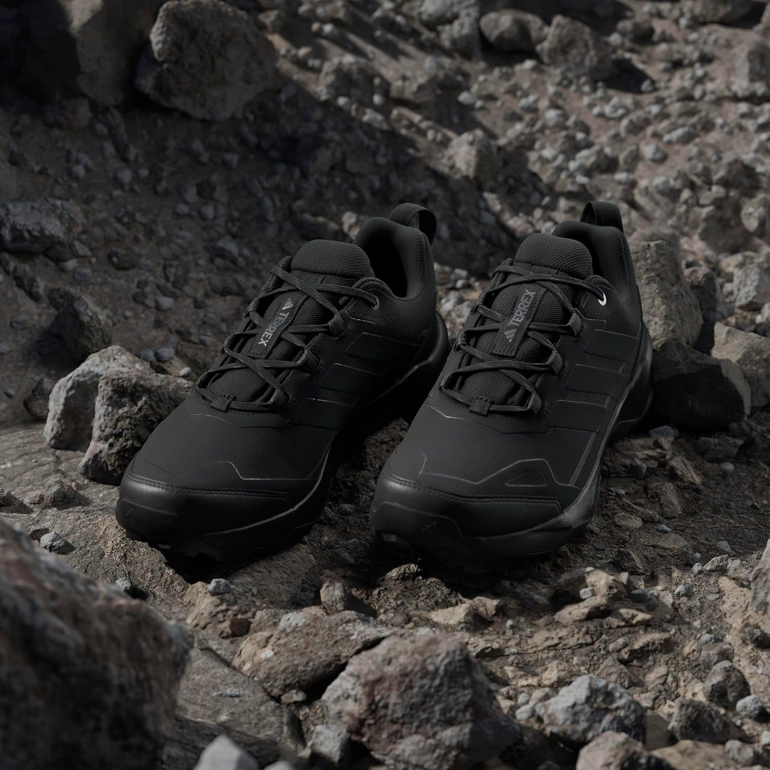 Detalle de アディダス TERREX SKYCHASER AX5 GORE-TEX NMQ33 メンズハイキングシューズ