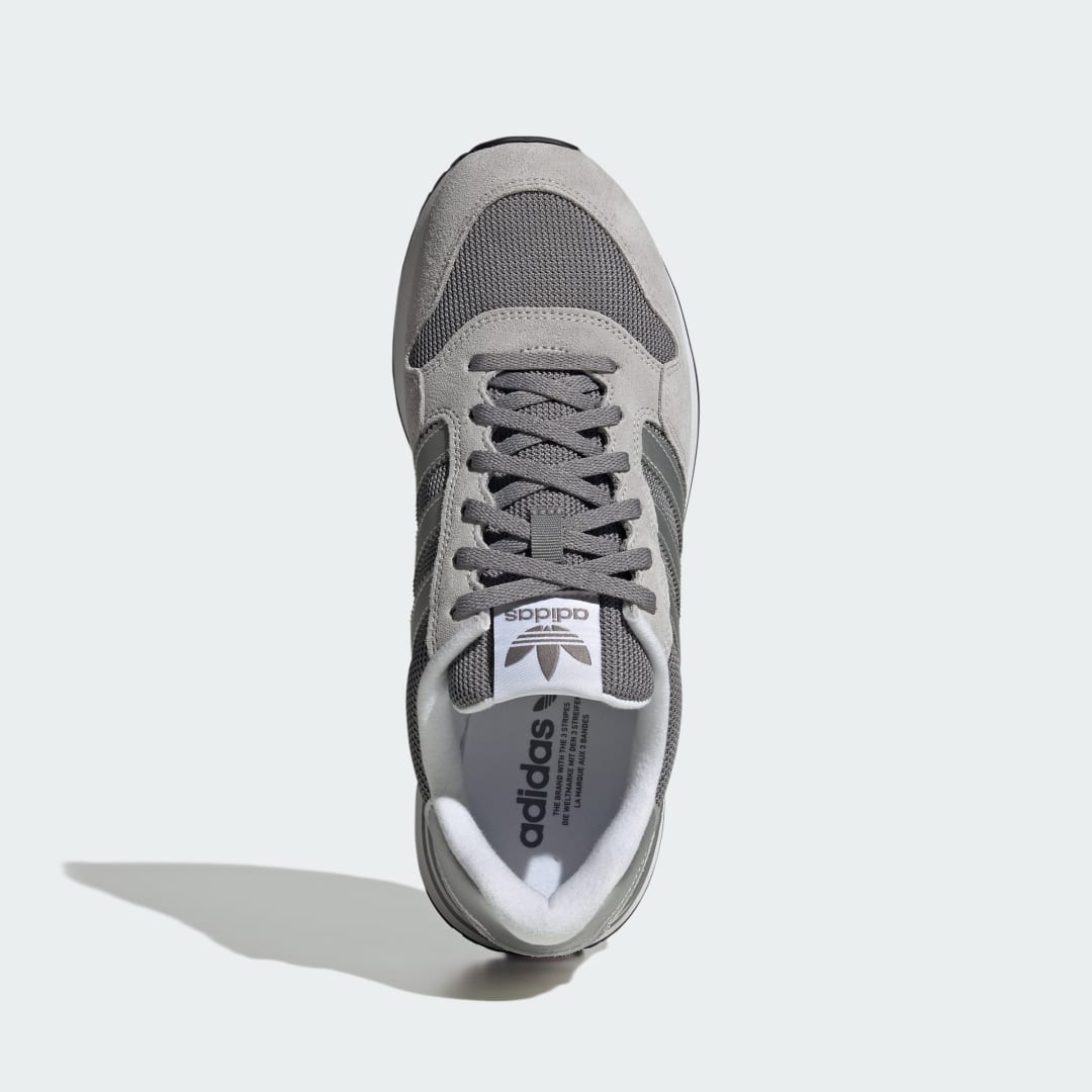 Detalle 2 de ZAPATILLA ZX 500 RS de Adidas — gris, comodidad y estilo urbano