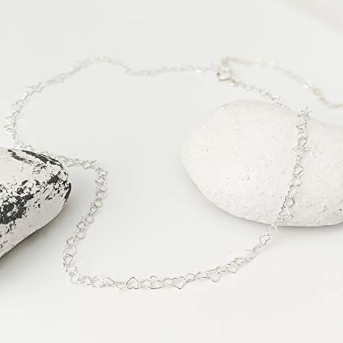 Thumbnail 2 de Annika Bella Minimalist Silver Heart Choker (925) – 13–16 Inch, Water-Resistant with Extender