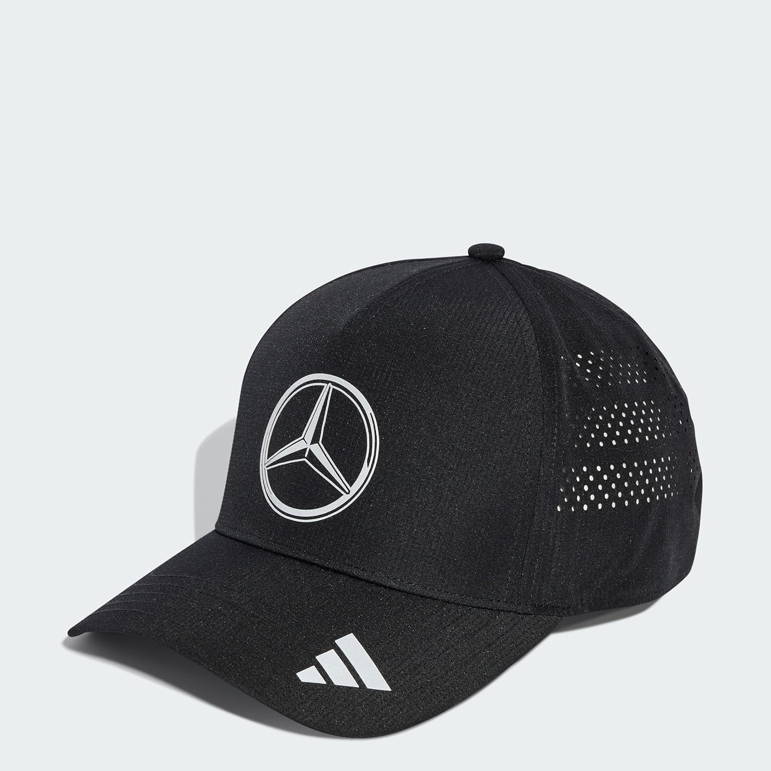 Detalle de adidas unisex Mercedes-AMG Petronas Formula One Team mechanics Climacool trucker cap