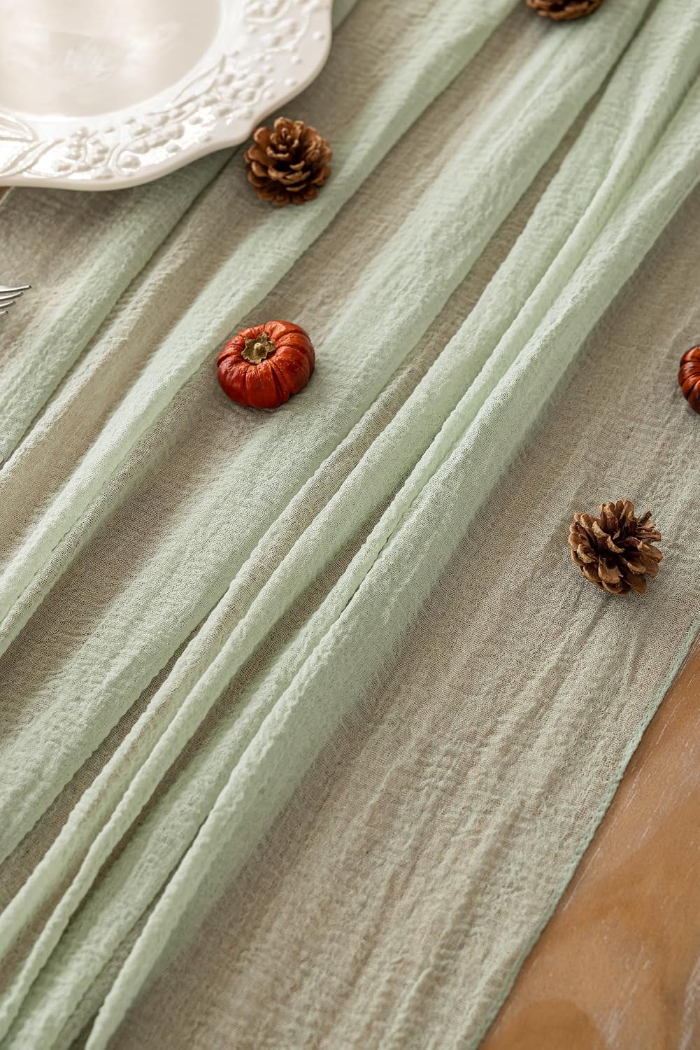 Detalle de Keketoarrange 6pcs Sage Green Cheesecloth Table Runners, 35 x 120 inches each