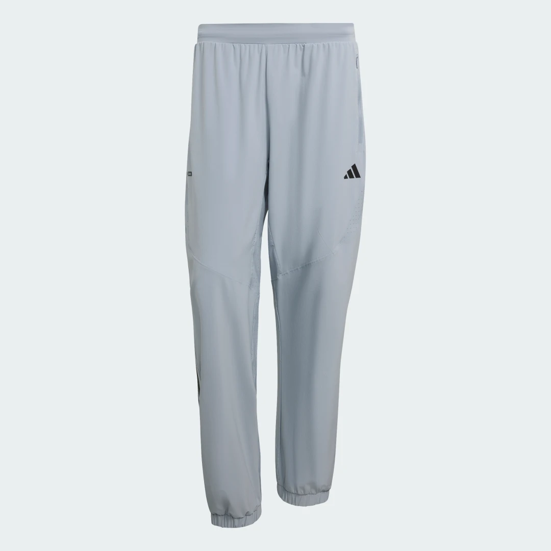 Detalle 2 de PANTALÓN DE ENTRENAMIENTO TECH ESSENTIALS de Adidas — Gris