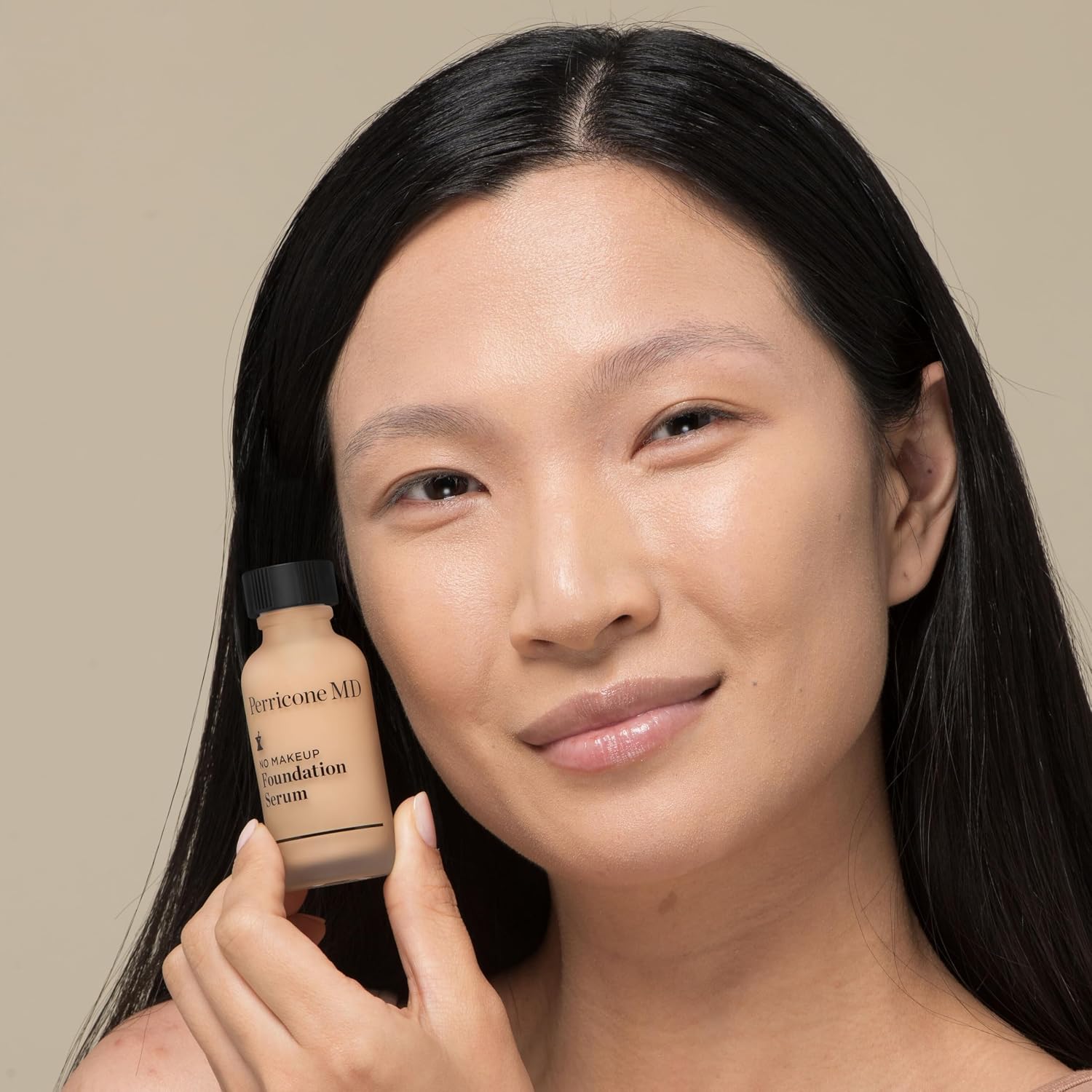 Detalle 2 de Perricone MD No Makeup Foundation Serum Nude (30ml) – semi-matte, buildable coverage