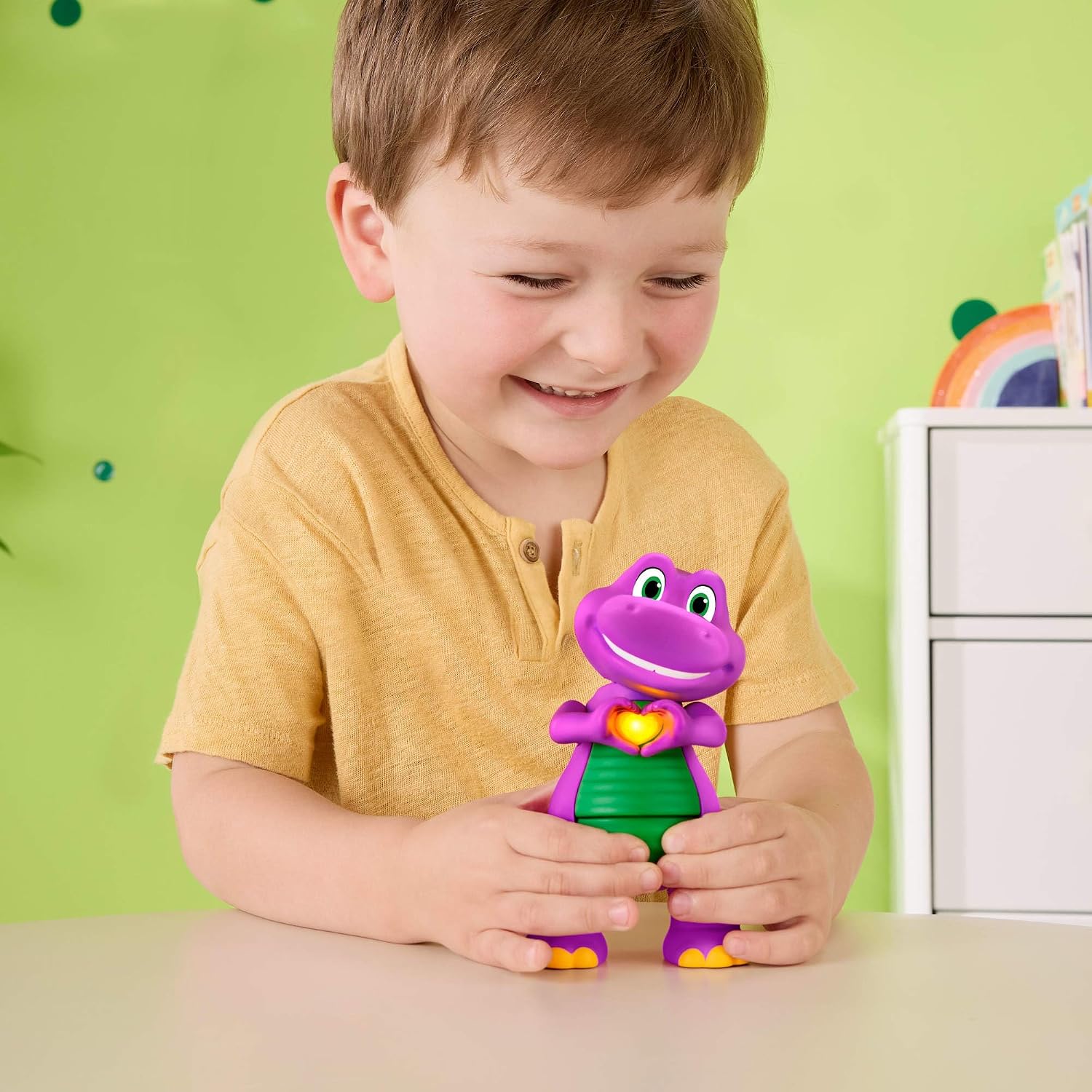 Detalle 2 de Figurine musicale Barney Mains en cœur 14,5 cm