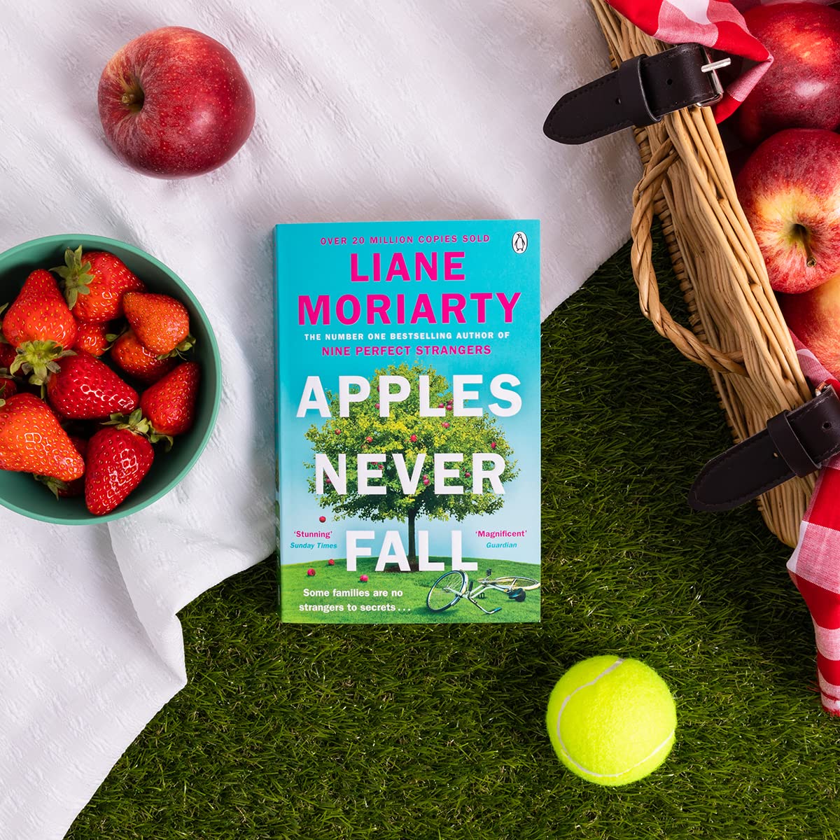 Detalle de Apples Never Fall – roman från Penguin Books Ltd, kopplad till tv-serien