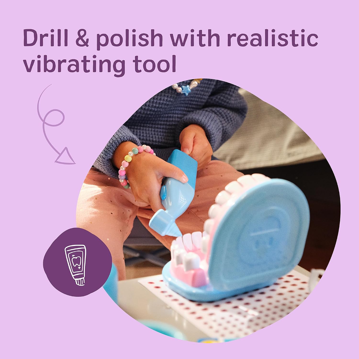 Detalle 2 de Melissa & Doug 8611 Super Smile Dentist Play Set 歯科医ごっこセット、25ピース・着脱式の歯付き