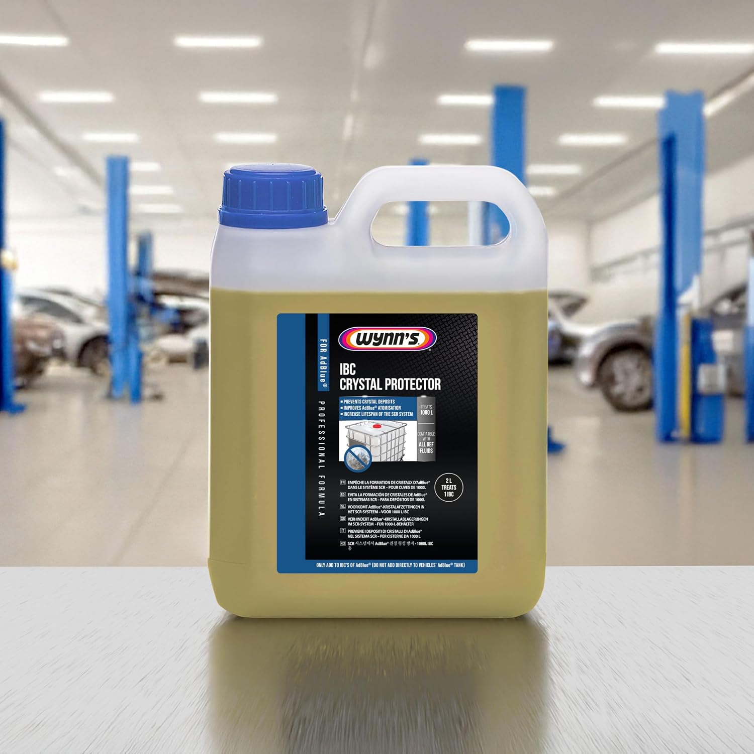 Detalle 2 de Wynn's IBC Crystal Protector 2L aditivo AdBlue