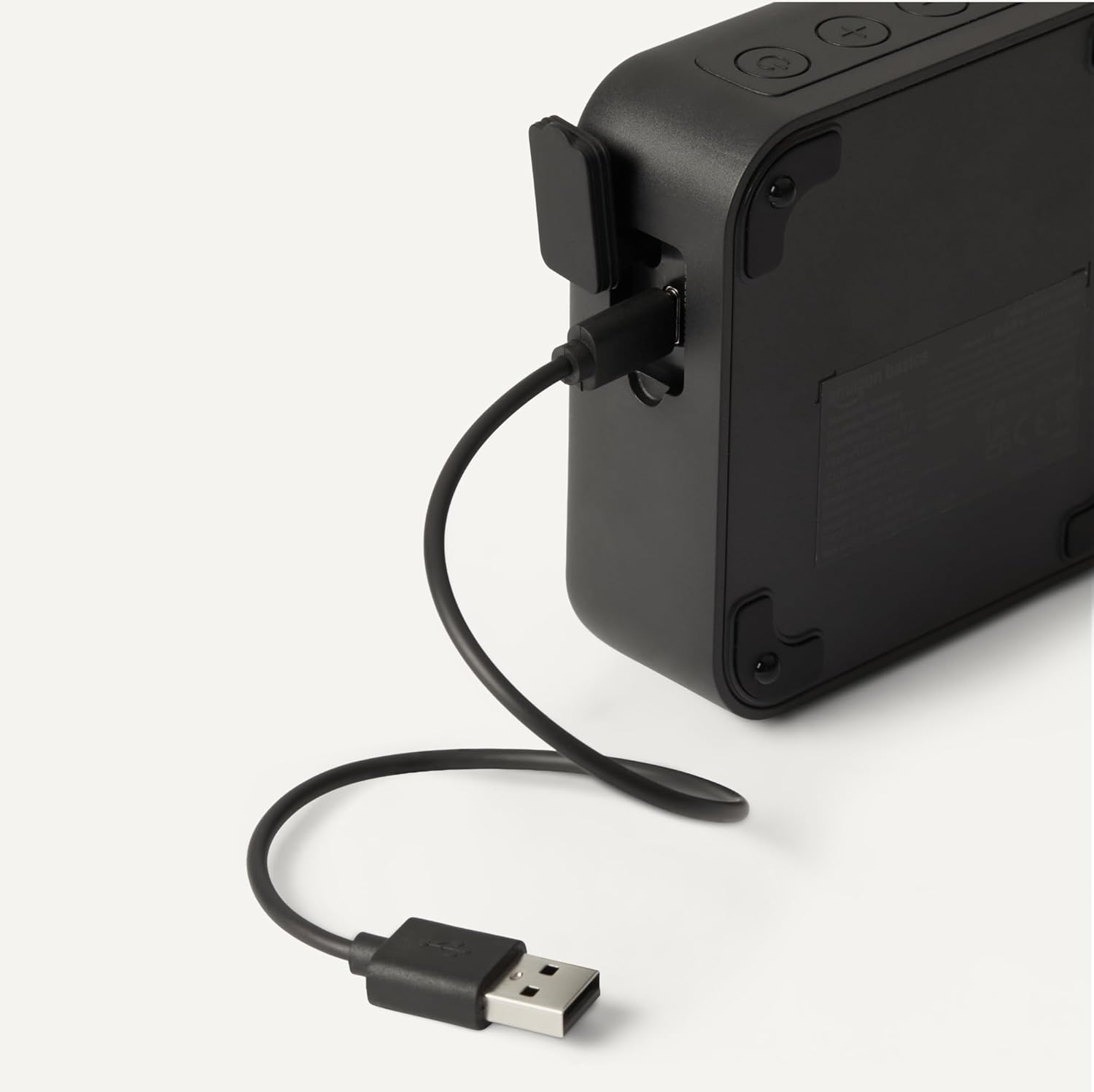 Detalle 1 de Amazon Basics Haut-Parleur Portable Bluetooth 5.3 – Étanche, 6 h d’autonomie, Basses Améliorées, Noir