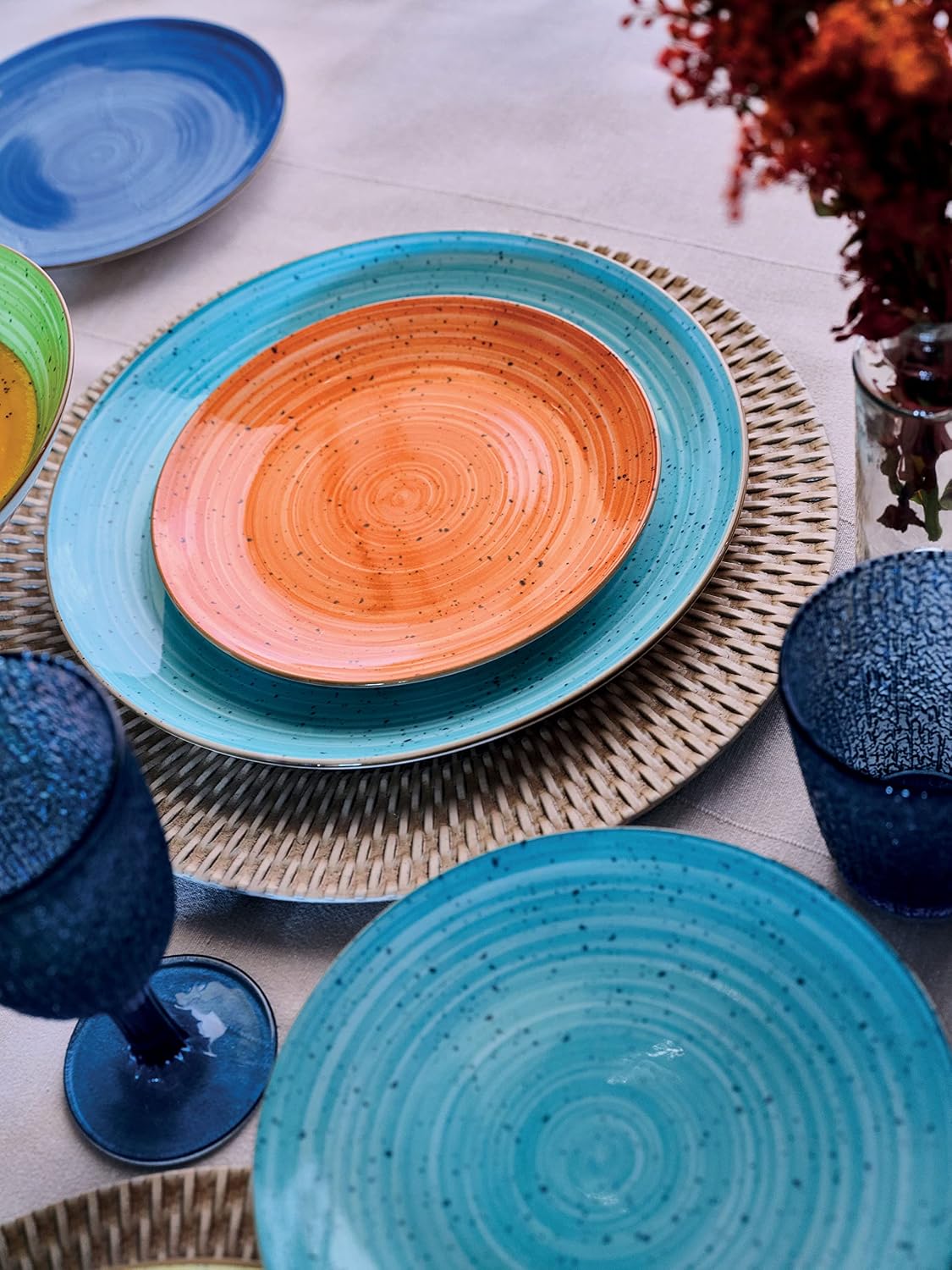 Detalle de Tognana Kaleido, Juego de 18 Platos de Porcelana para 6