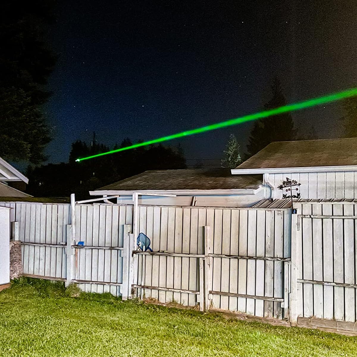Detalle 2 de IVVTRYI 9127 Green Laser Pointer, USB-Rechargeable, Aluminum, 2 Modes