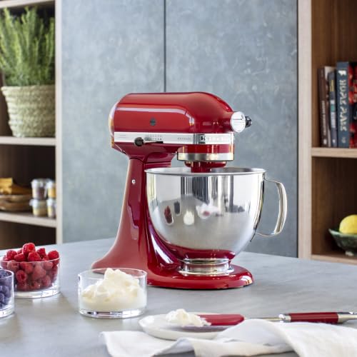 Detalle de KitchenAid 4.8 Litre Artisan Stand Mixer – Empire Red (5KSM125)