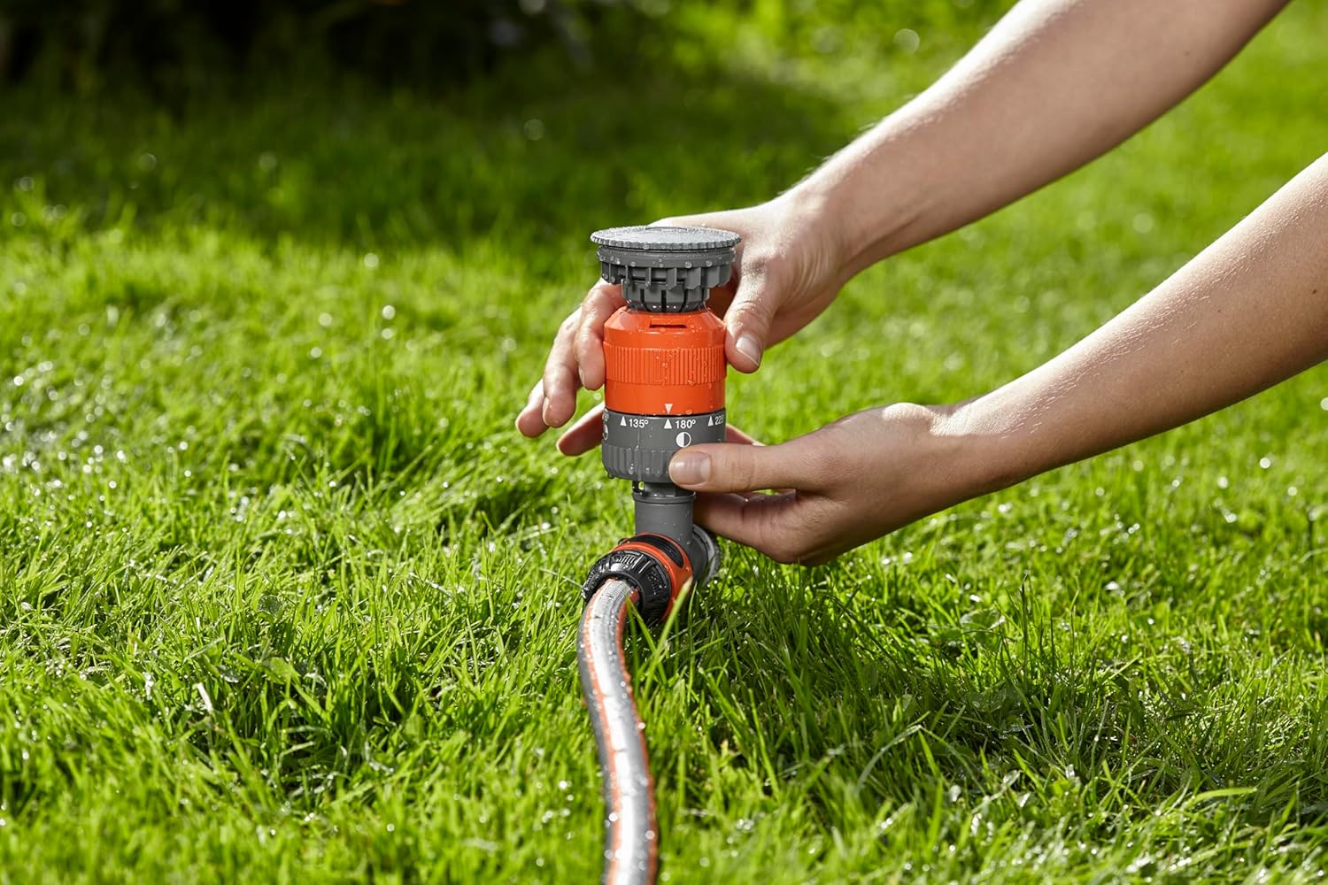 Thumbnail 2 de GARDENA Comfort-Kreisregner Vario 7-fach mit 8,5 m Wurfweite, Sektor 90–360° und Metall-Spike (für Flächen bis 225 m²)