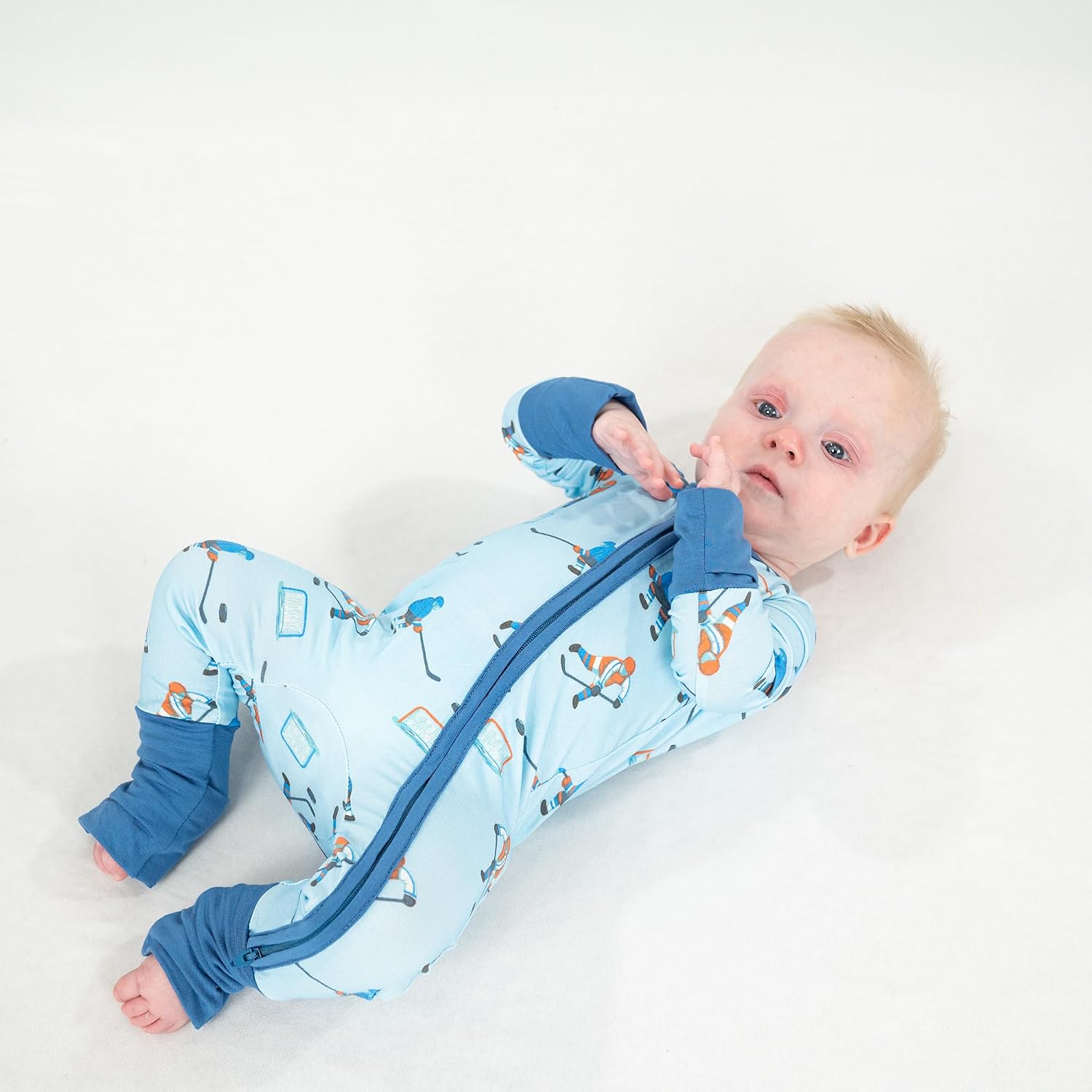 Detalle de LollyBanks Baby Pajamas in Bamboo Viscose
