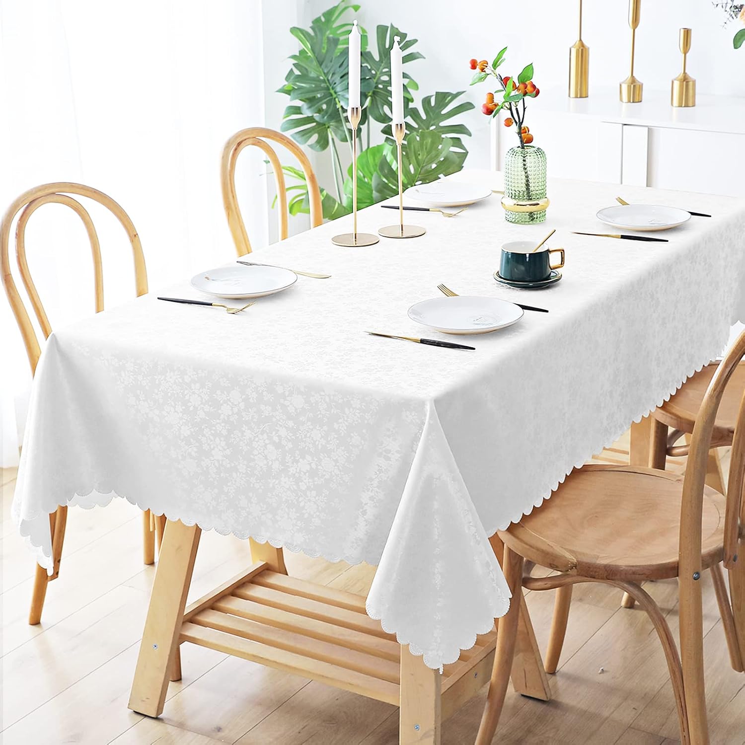 Detalle 2 de Smiry Rectangle Table Cloth 60" x 84" 🍽