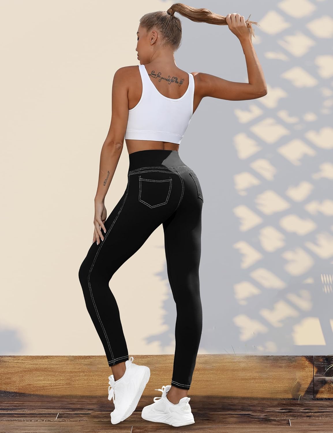 Detalle 2 de VOOVEEYA Curvy Womens Leggings with Back Pockets — High Waisted, Tummy-Control Yoga Pants