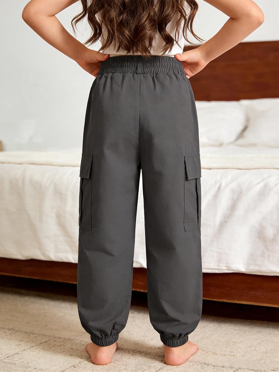Thumbnail 4 de JiAmy Girls Cargo Trousers: Elastic Waist, Baggy Parachute Style for 5–14 Years