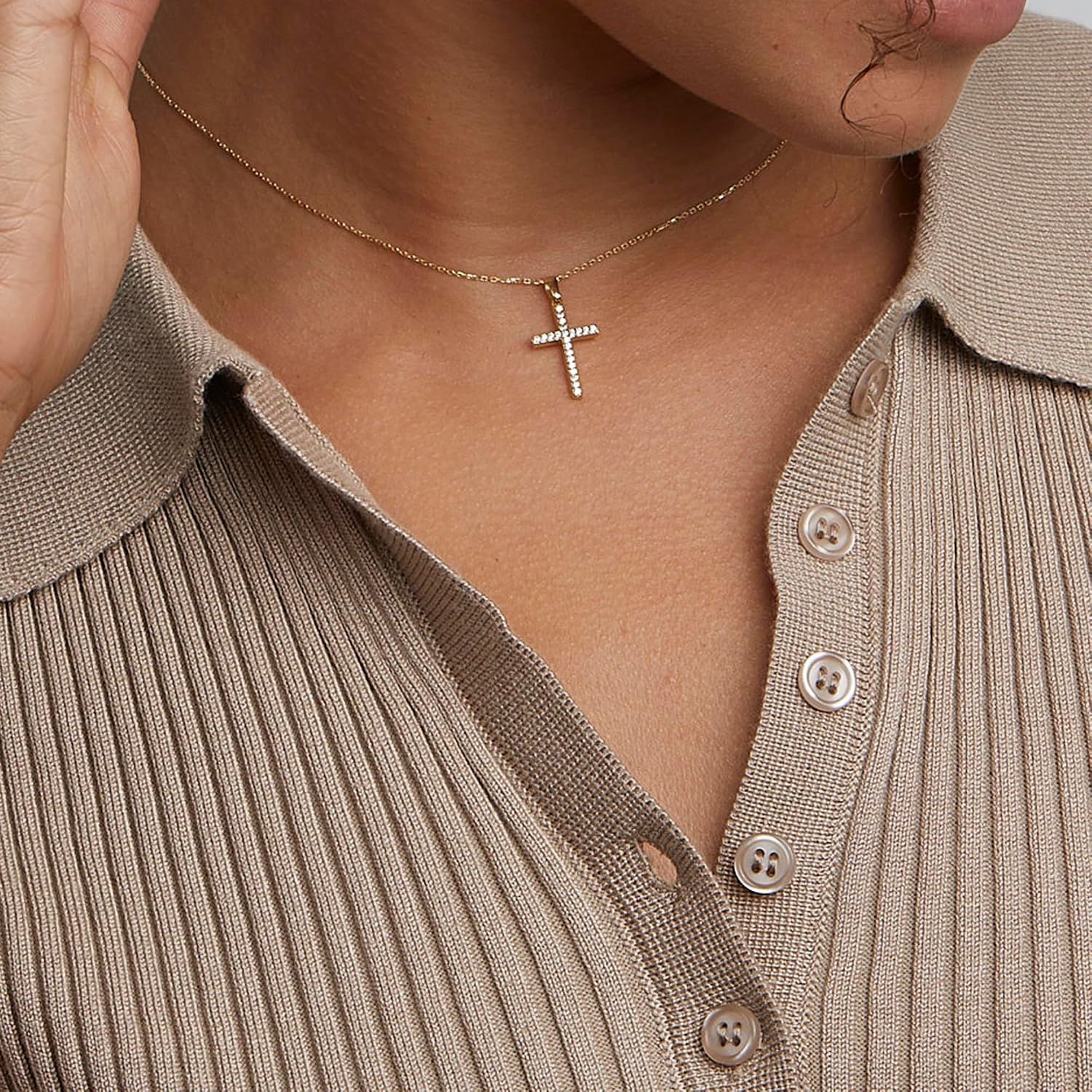 Detalle de TINGN Collana a croce in oro da donna – placcatura 14K, lunghezza regolabile 35/45 cm