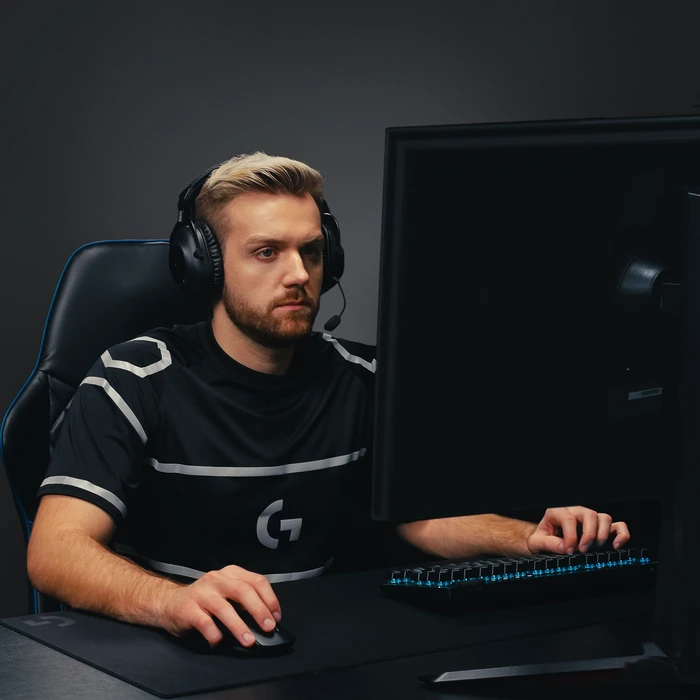 Detalle de Logitech G PRO X TKL Lightspeed – kabellose Gaming-Tastatur im kompakten TKL-Format, braune GX-Taktil-Tasten