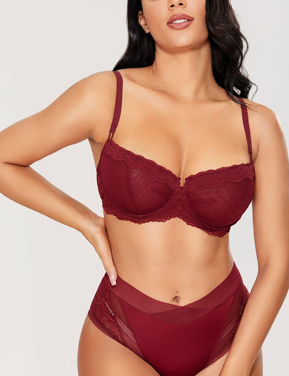 Detalle de Soutien-gorge transparent DOBREVA Femme à armatures, bonnets effet push-up et bretelles convertibles
