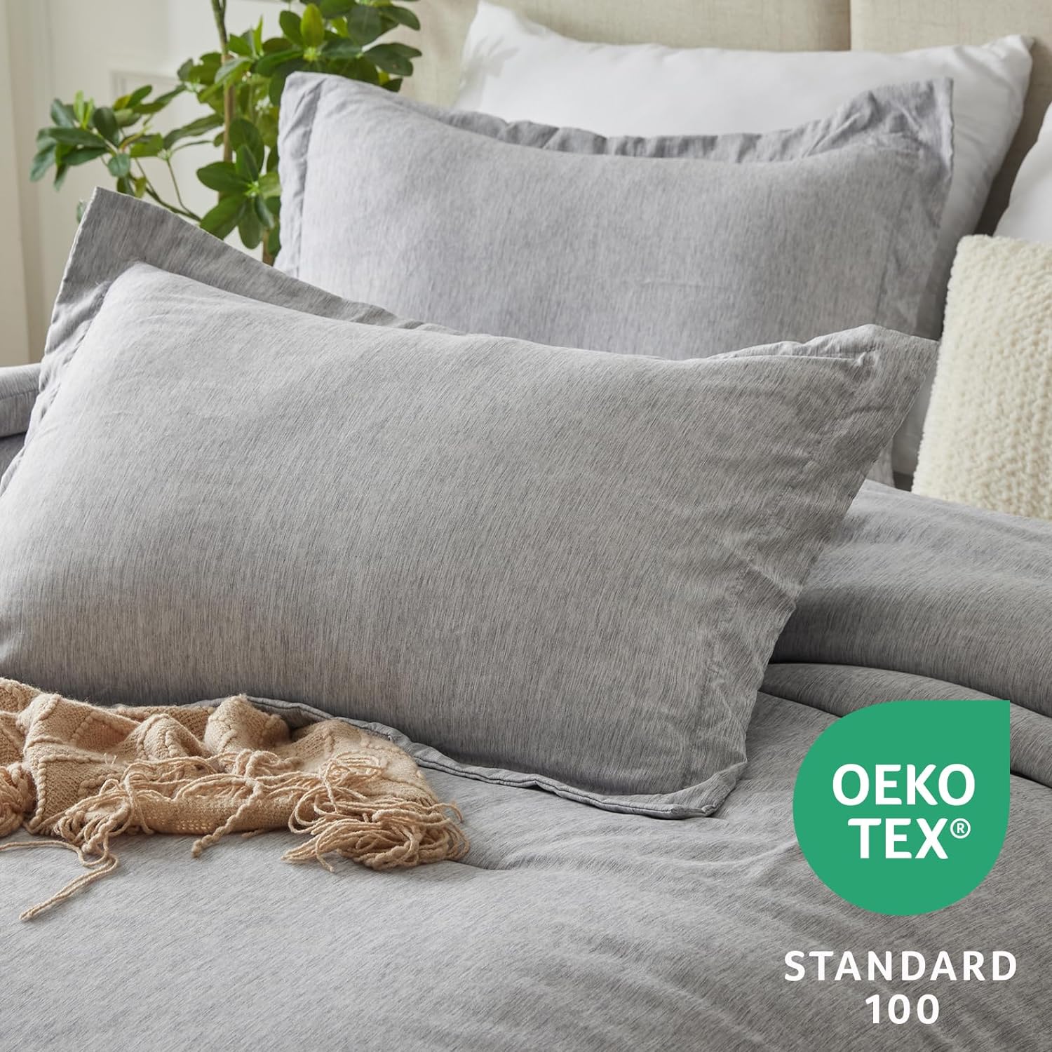 Detalle 1 de CozyLux Queen Comforter Set (3-Piece) in Light Gray, Double-Brushed Microfiber Cationic Dyeing