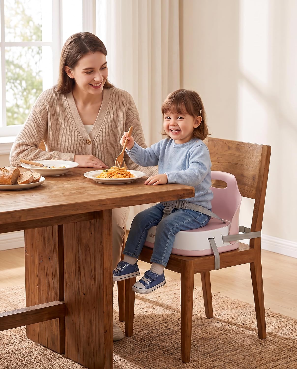 Detalle 1 de UBRAVOO Pink Baby Booster Seat with Adjustable Straps and 3-Point Harness